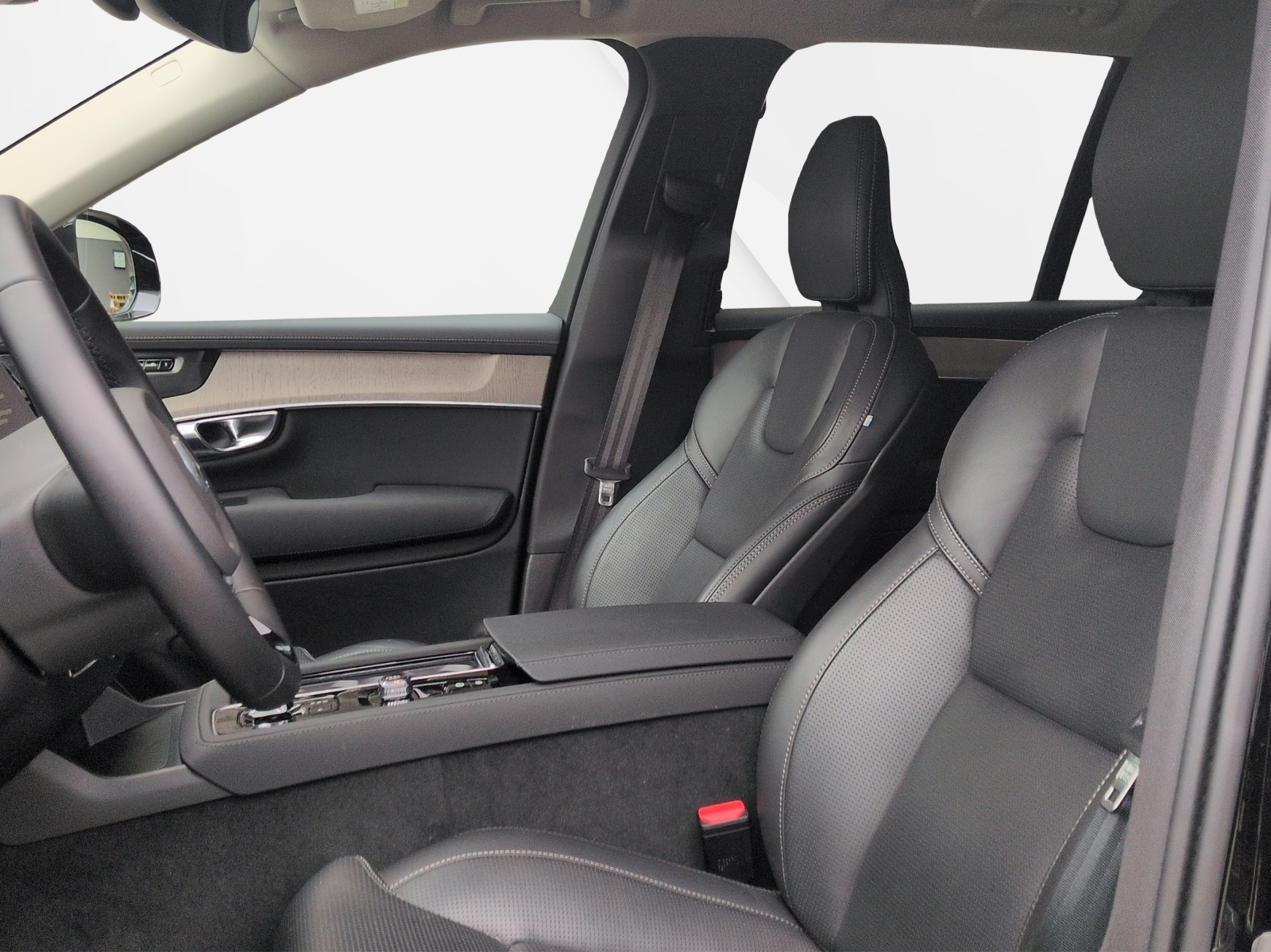 VOLVO XC90 2.0 B5 MH Plus Bright AWD-image-9