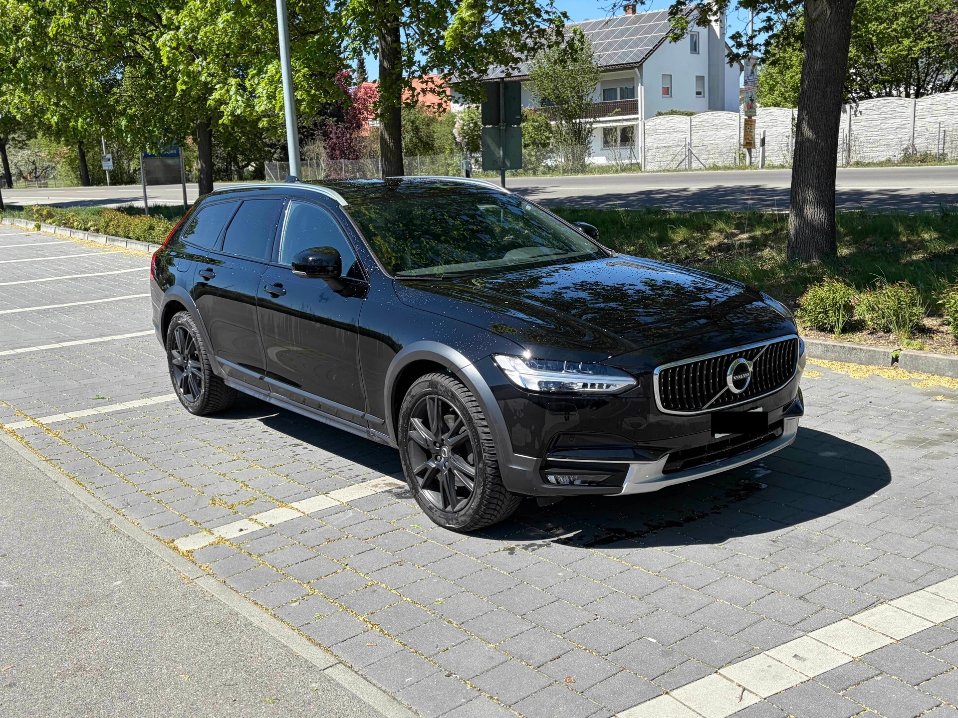 VOLVO V90 Cross Country