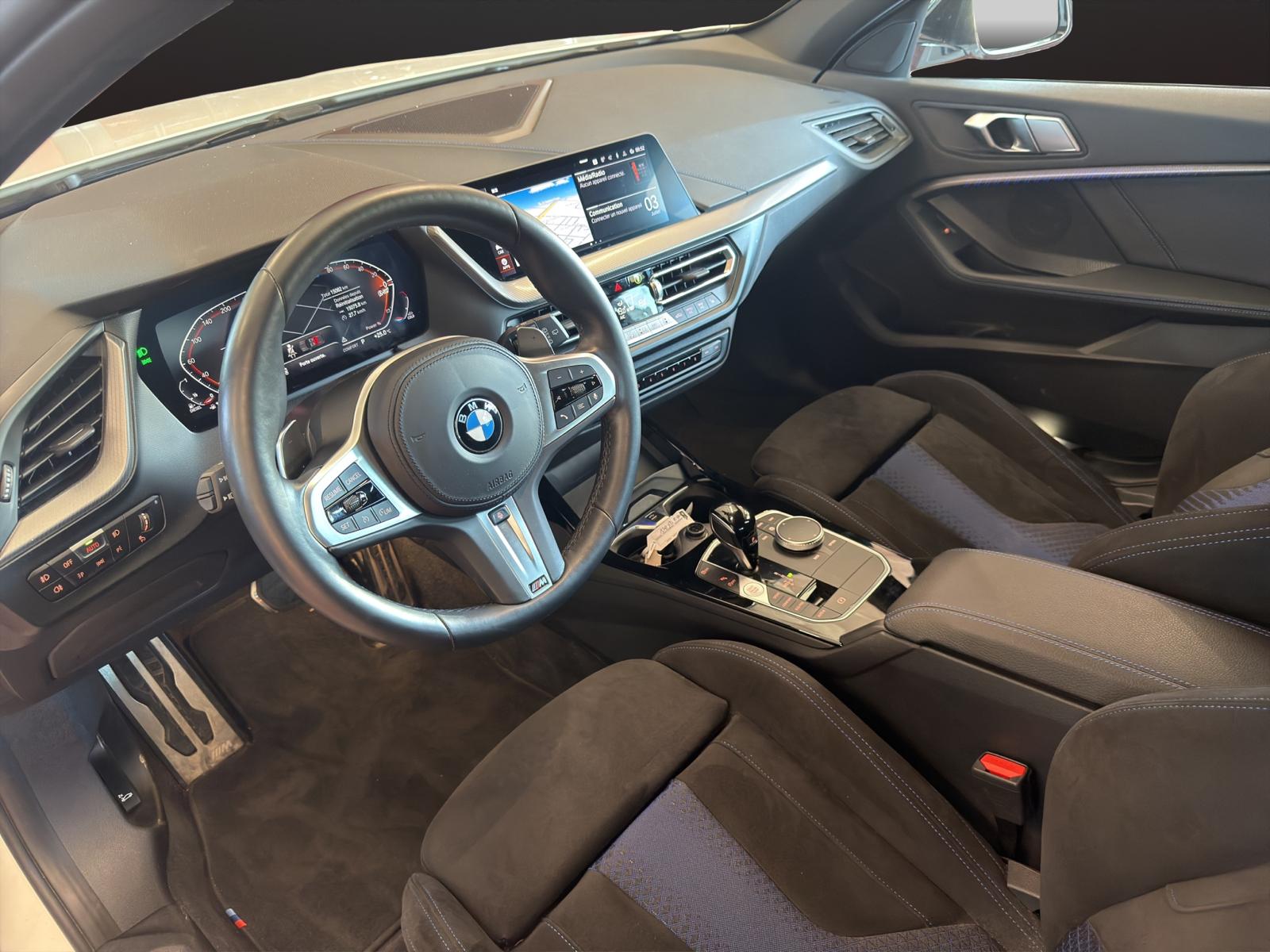 BMW 120d xDrive Steptronic M Sport-image-8