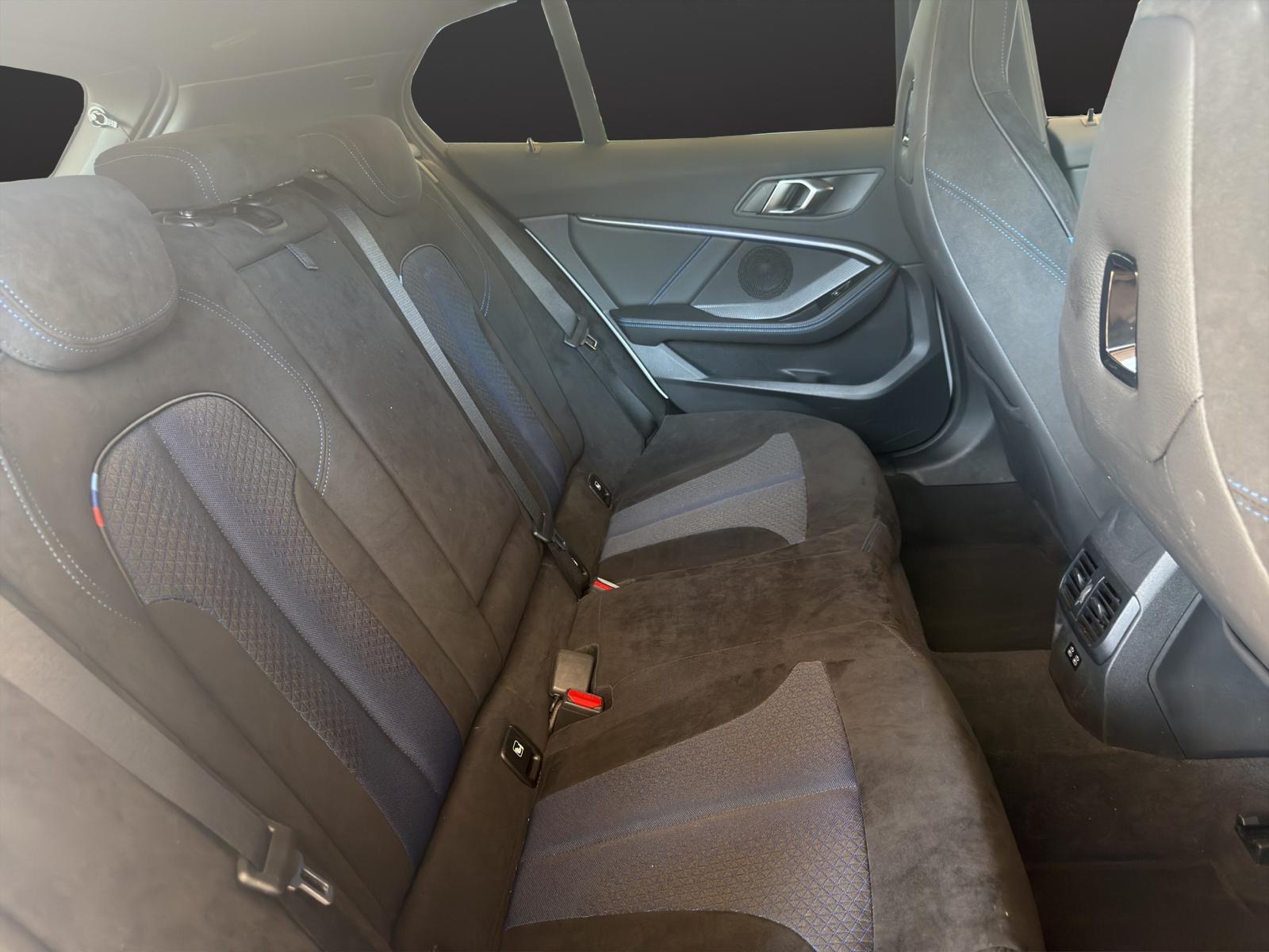BMW 120d xDrive Steptronic M Sport-image-15