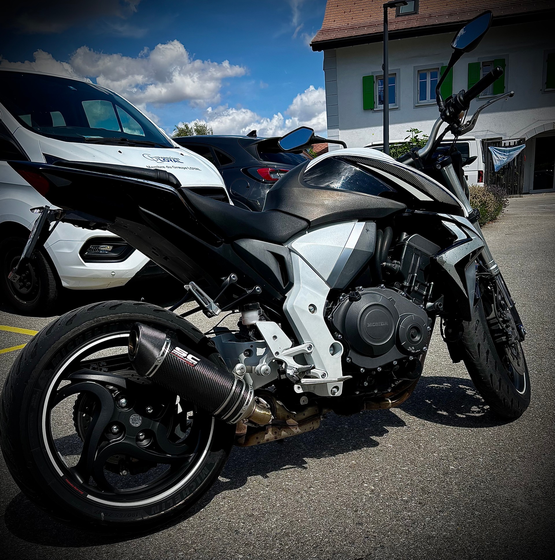 HONDA CB 1000 R ABS-image-3
