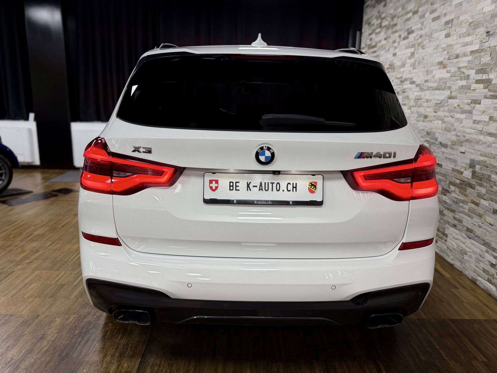 BMW X3 xDrive M40i Steptronic-showroom-element-3