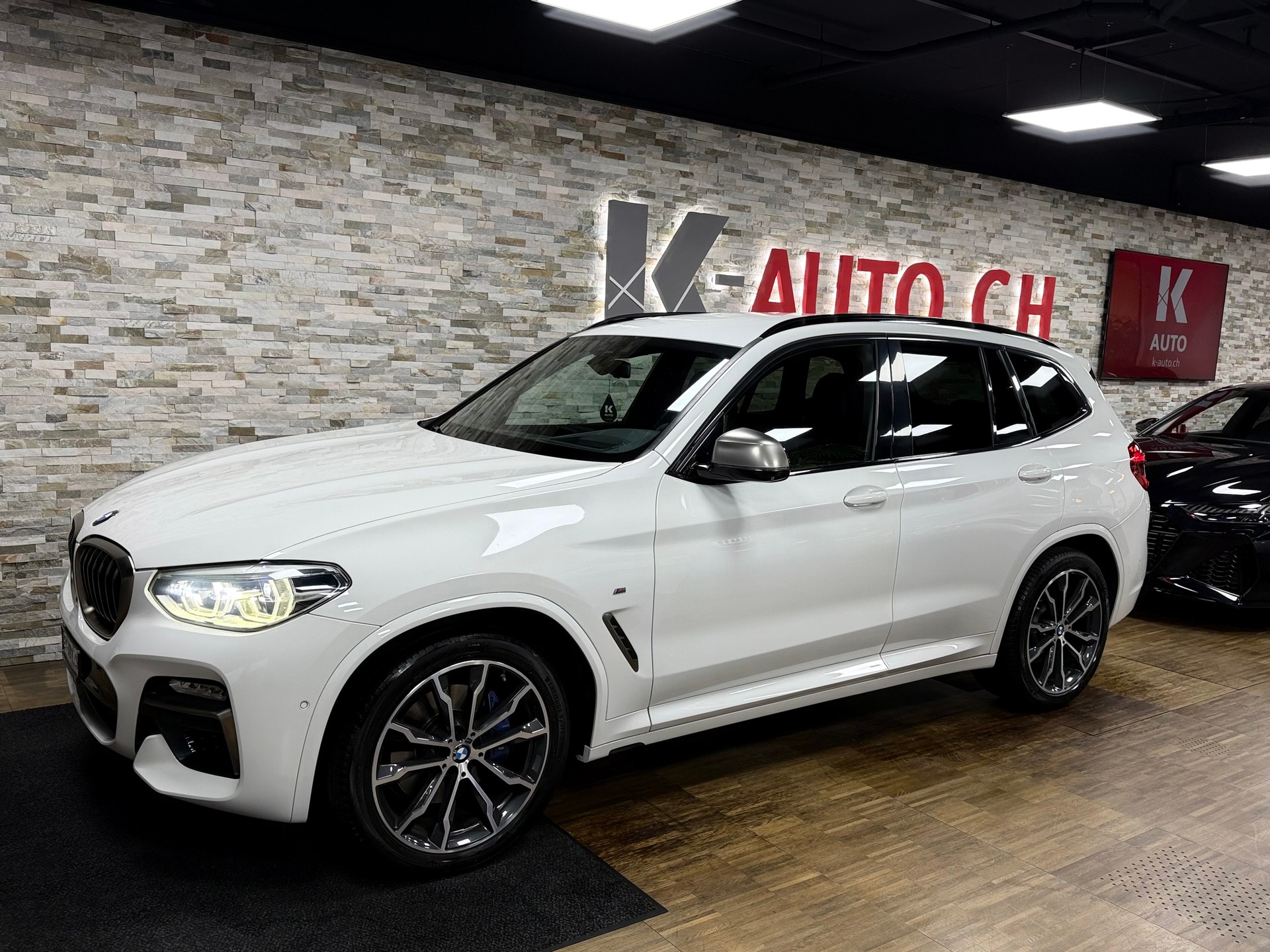 BMW X3 xDrive M40i Steptronic-showroom-element-1