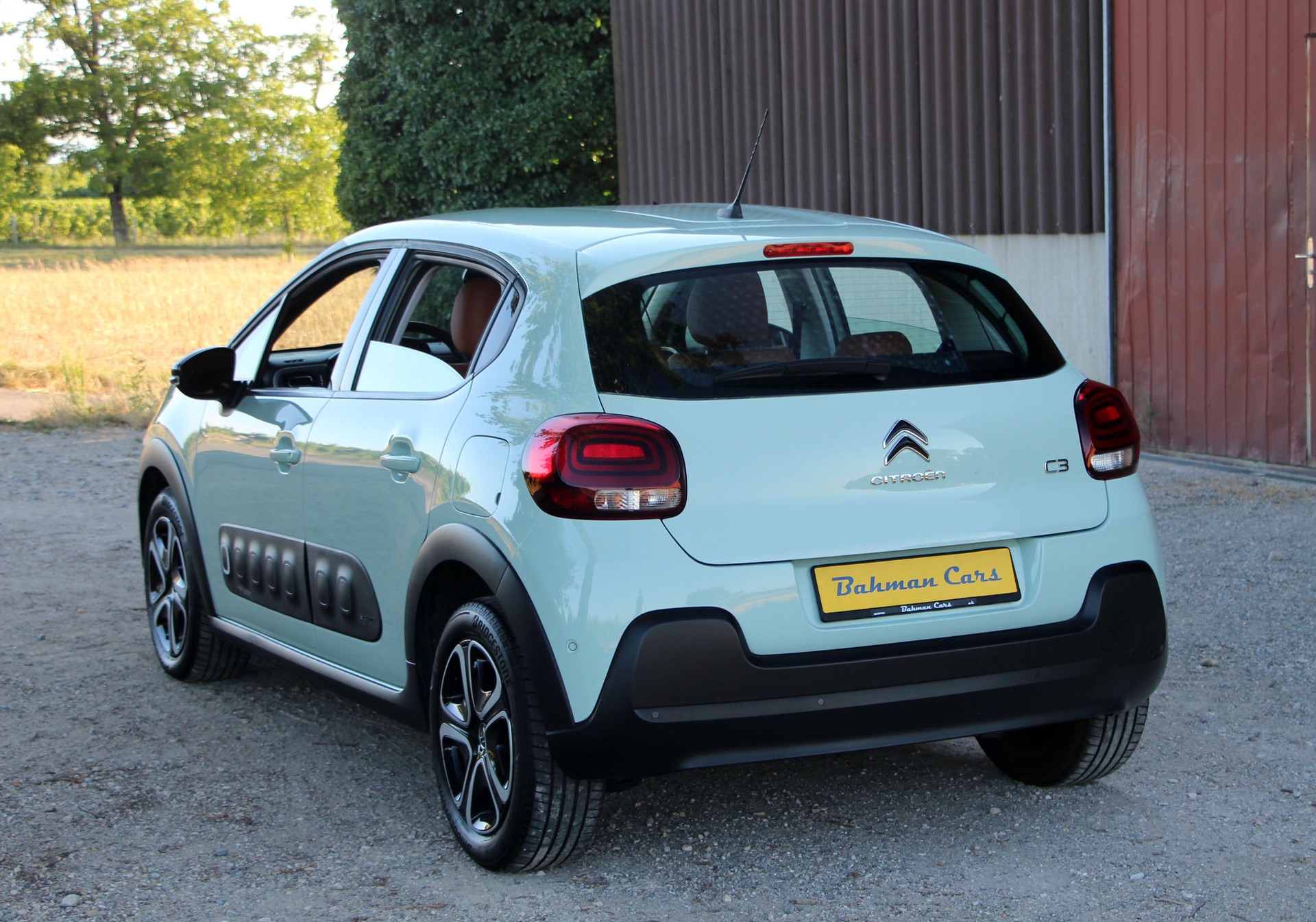 CITROEN C3 1.2i PureTech Shine EAT-image-22