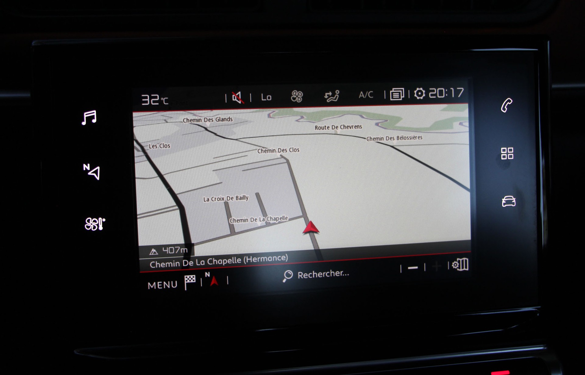 CITROEN C3 1.2i PureTech Shine EAT-image-13