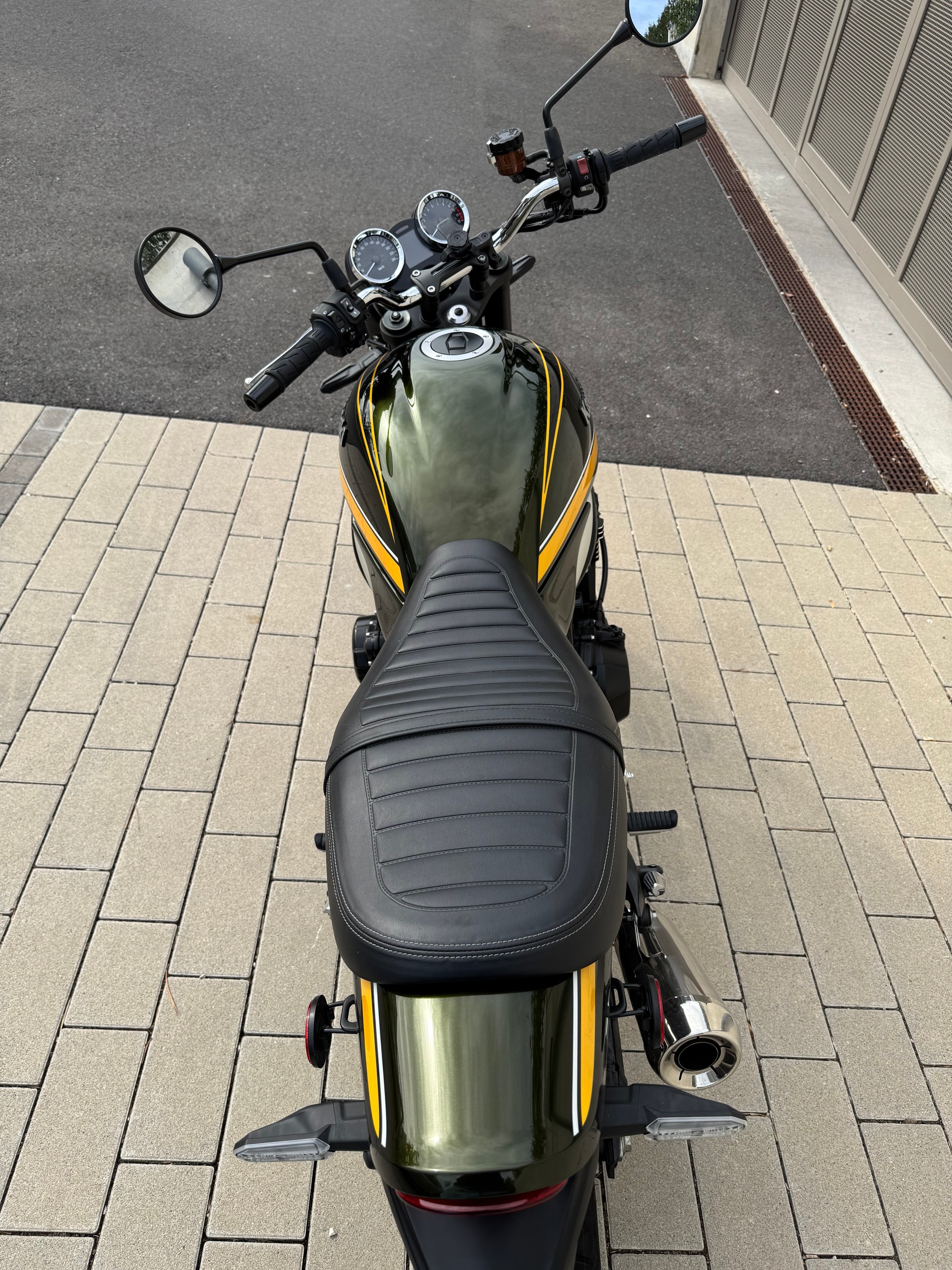 KAWASAKI Z 900 RS-image-5