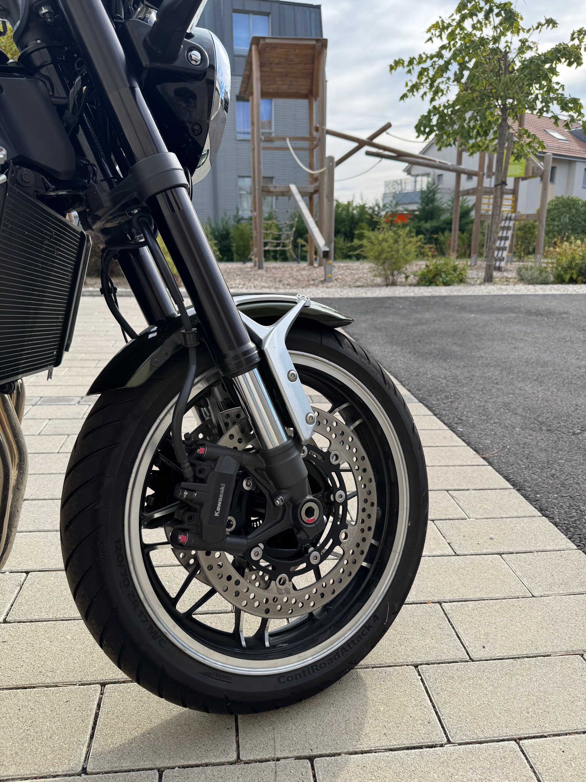 KAWASAKI Z 900 RS-image-13