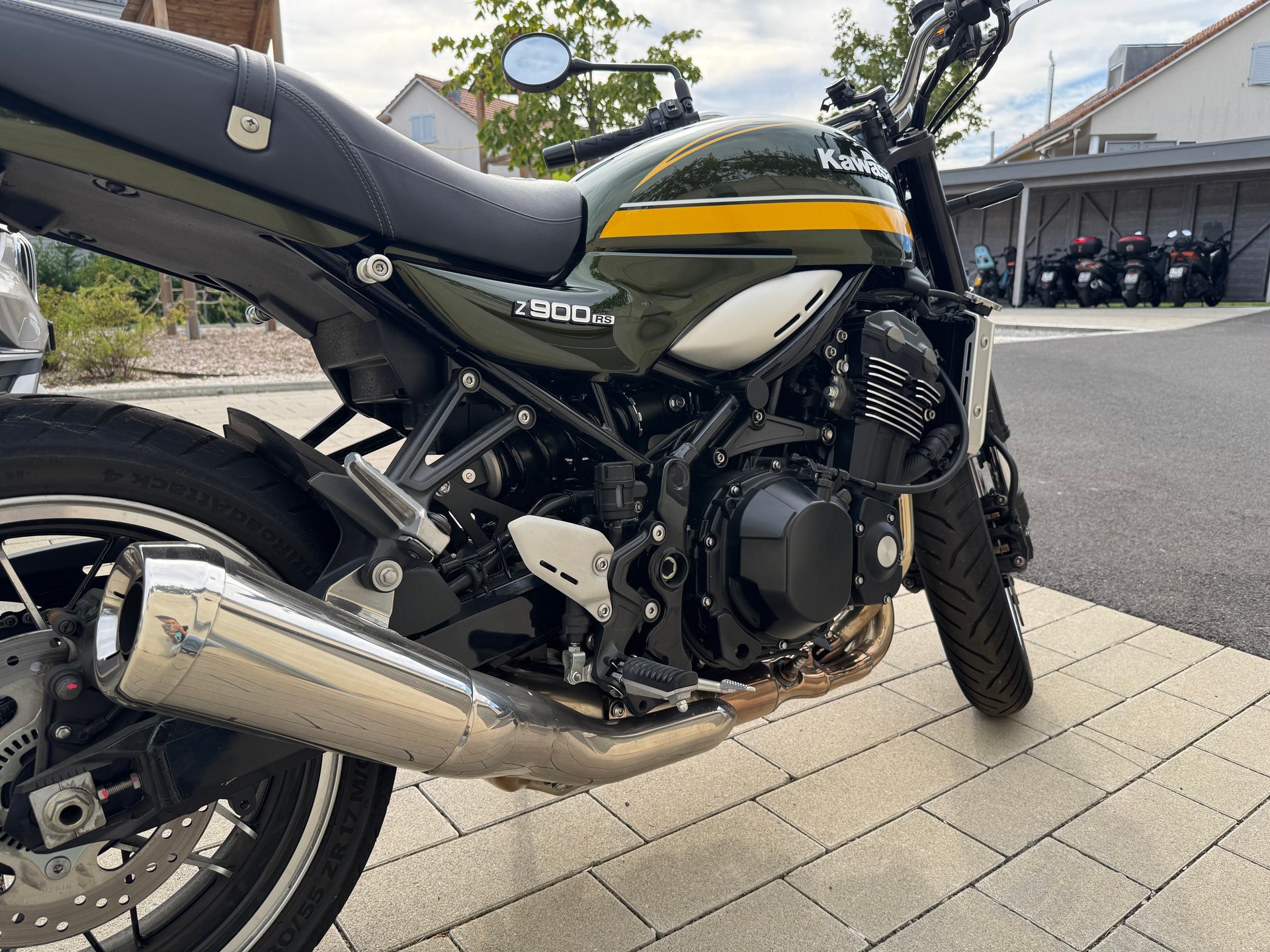 KAWASAKI Z 900 RS-image-11