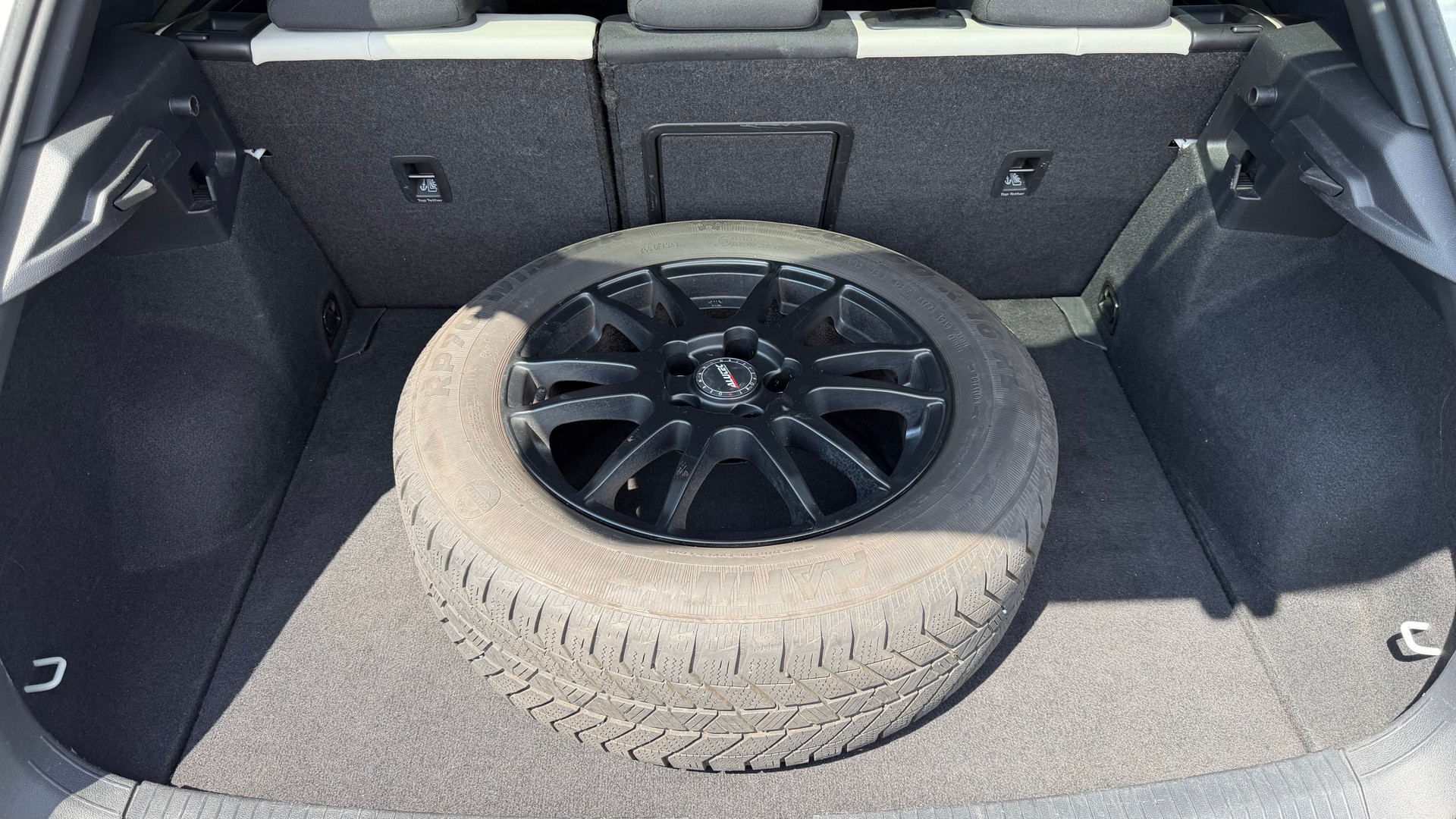 VW T-Roc 2.0 TSI Sport DSG 4Motion-image-12