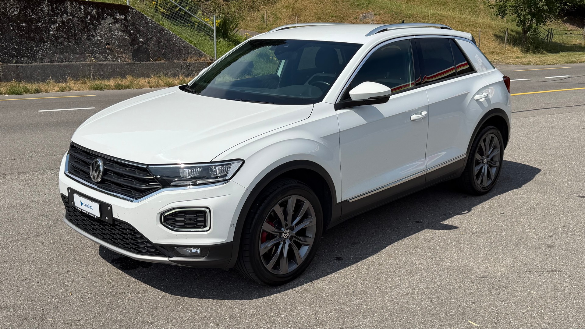 VW T-Roc 2.0 TSI Sport DSG 4Motion-image-1