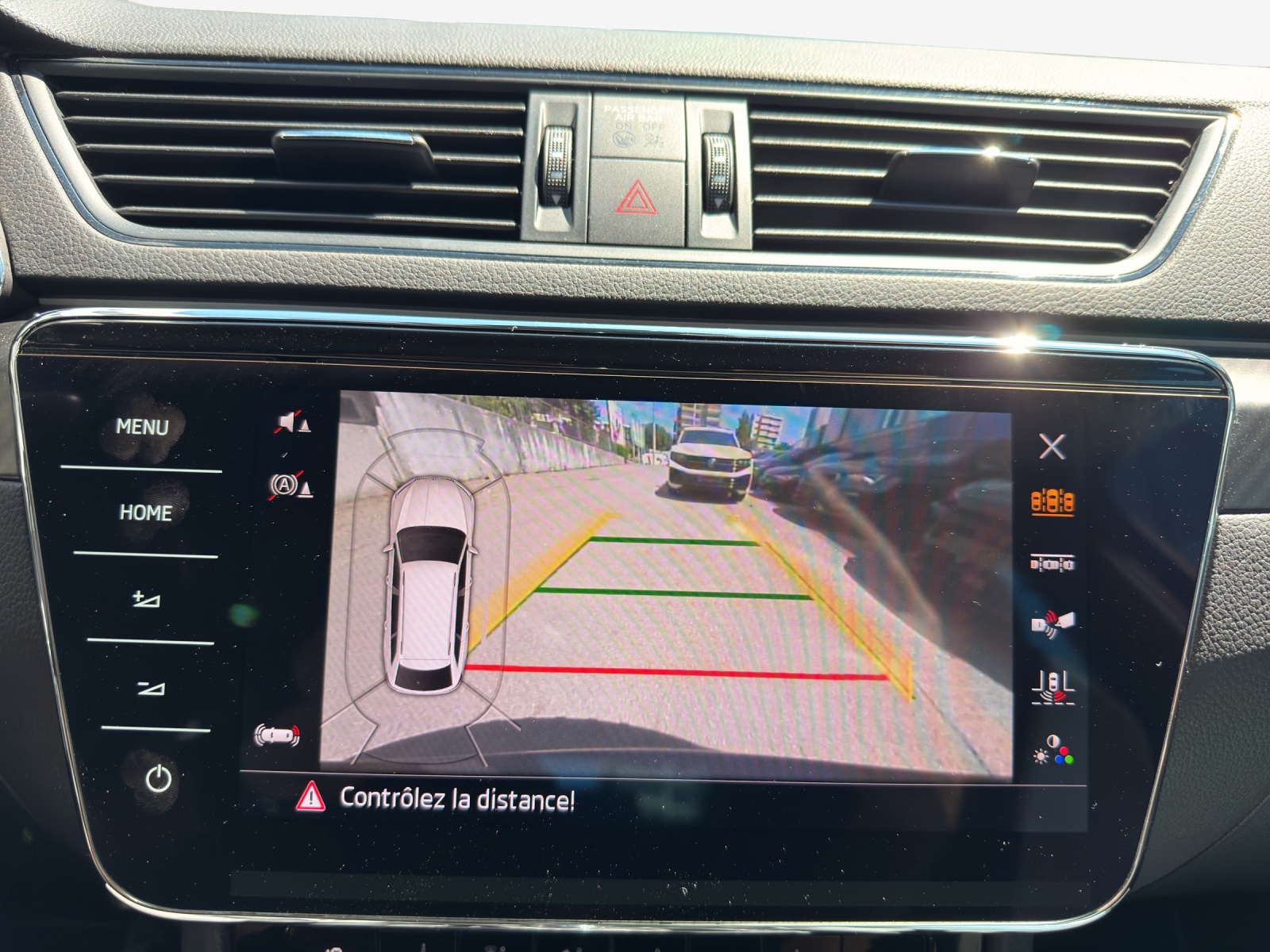 SKODA Superb Combi 1.5 TSI SportLine ACT-image-15