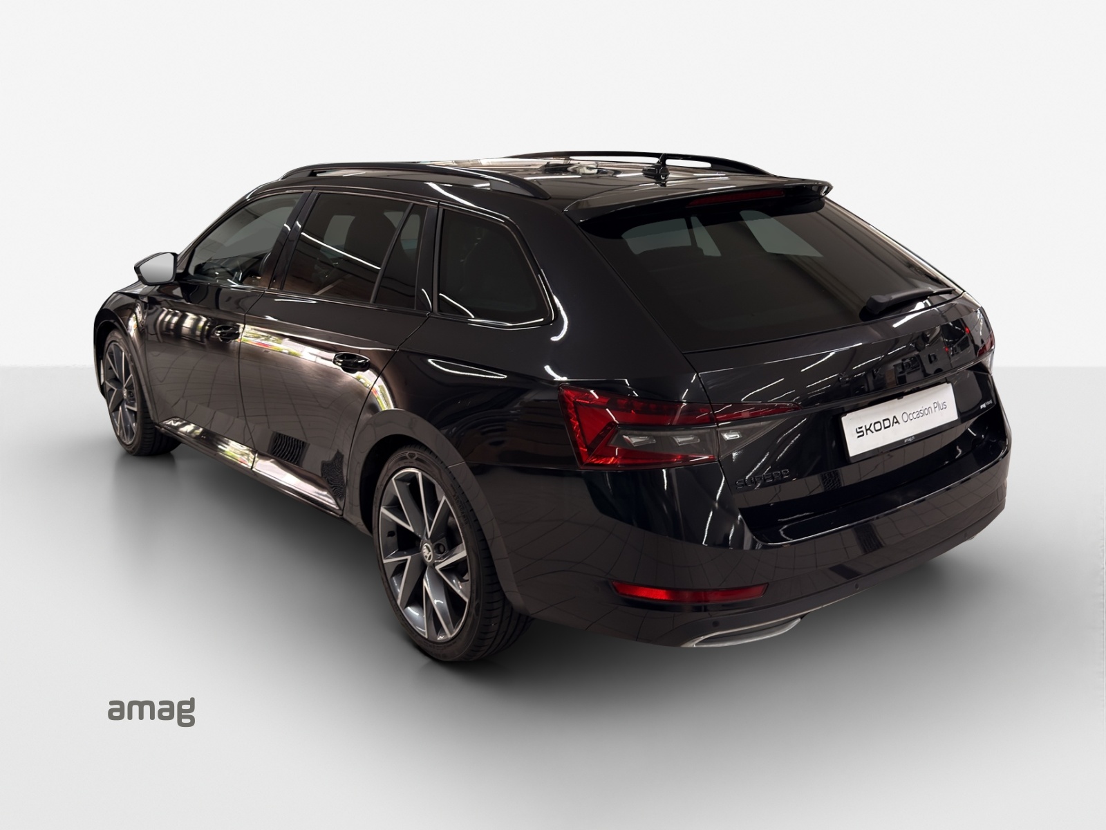 SKODA Superb Combi 1.5 TSI SportLine ACT-showroom-element-2