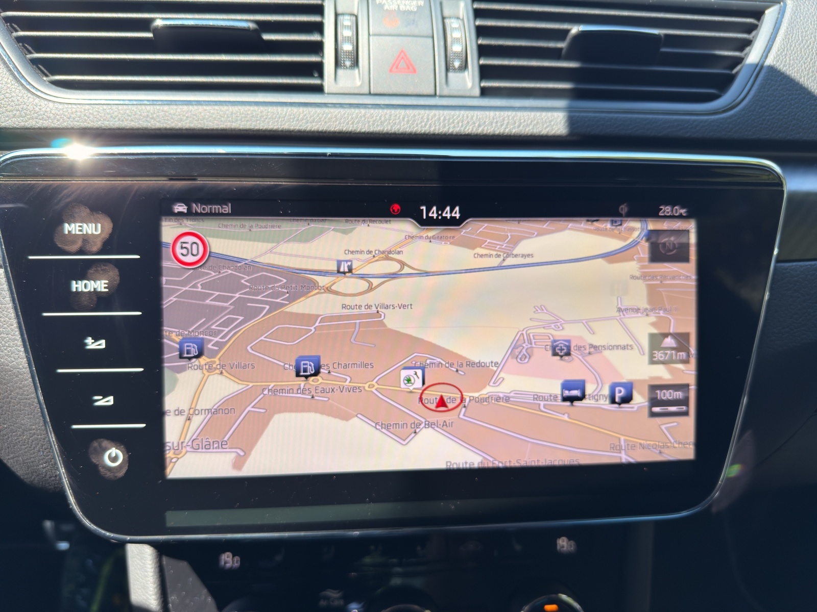 SKODA Superb Combi 1.5 TSI SportLine ACT-image-14