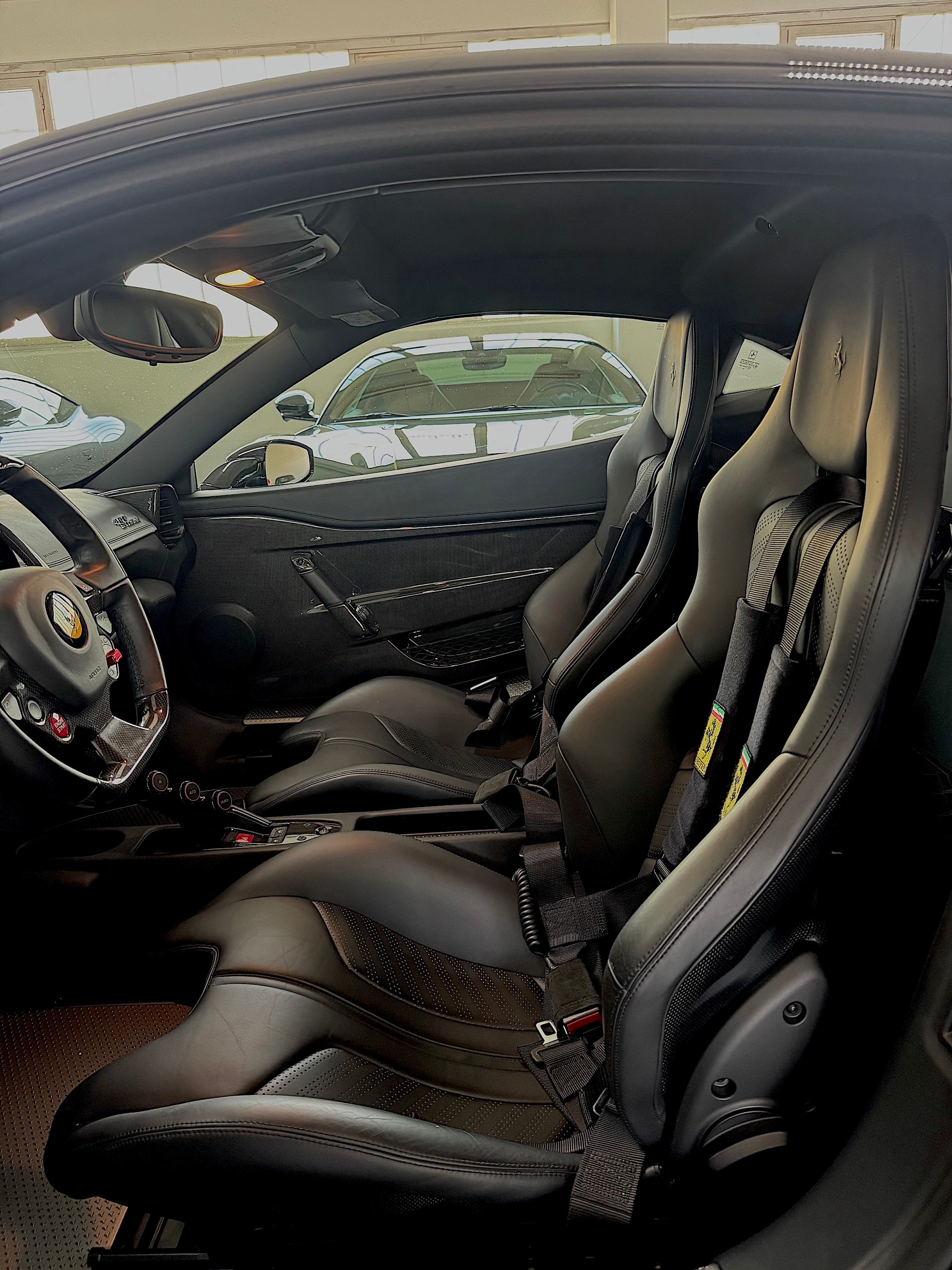 FERRARI 458 Speciale 4.5 V8-showroom-element-2