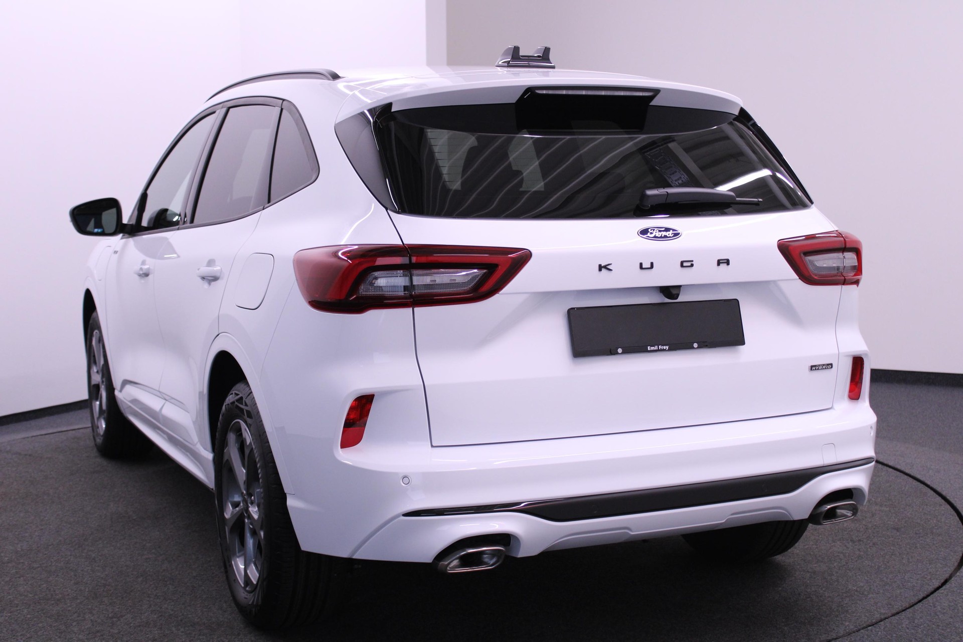 FORD Kuga 2.5 Plug-in Hybrid ST-Line-showroom-element-1