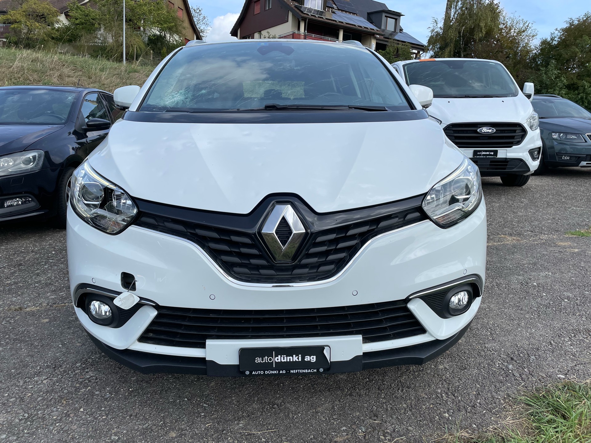 RENAULT Grand Scénic 1.8 dCi Business Line EDC-showroom-element-1