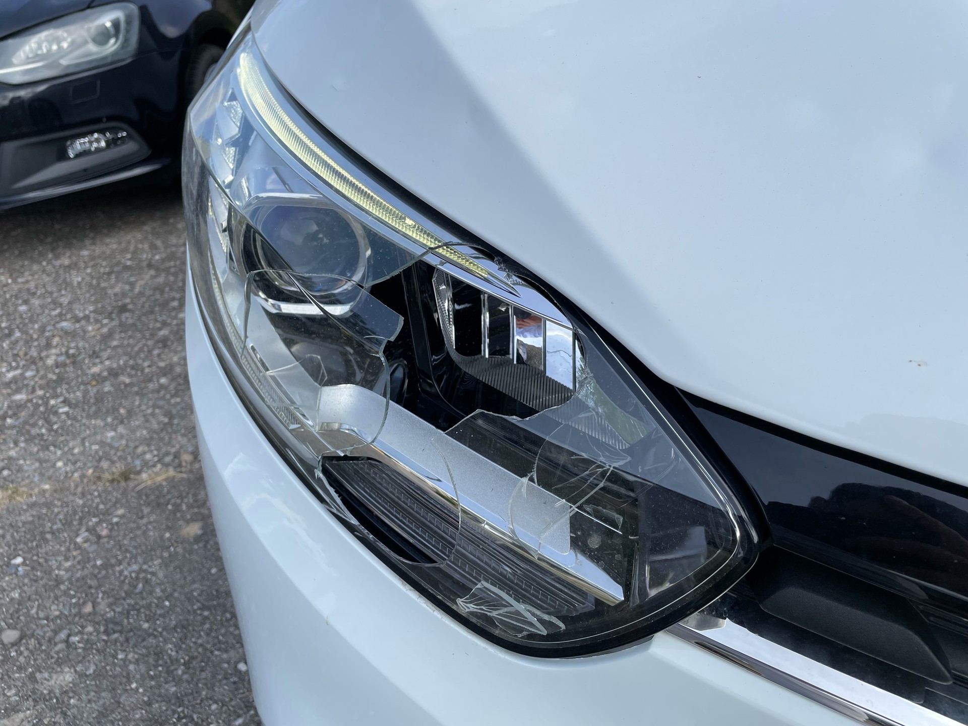 RENAULT Grand Scénic 1.8 dCi Business Line EDC-image-11