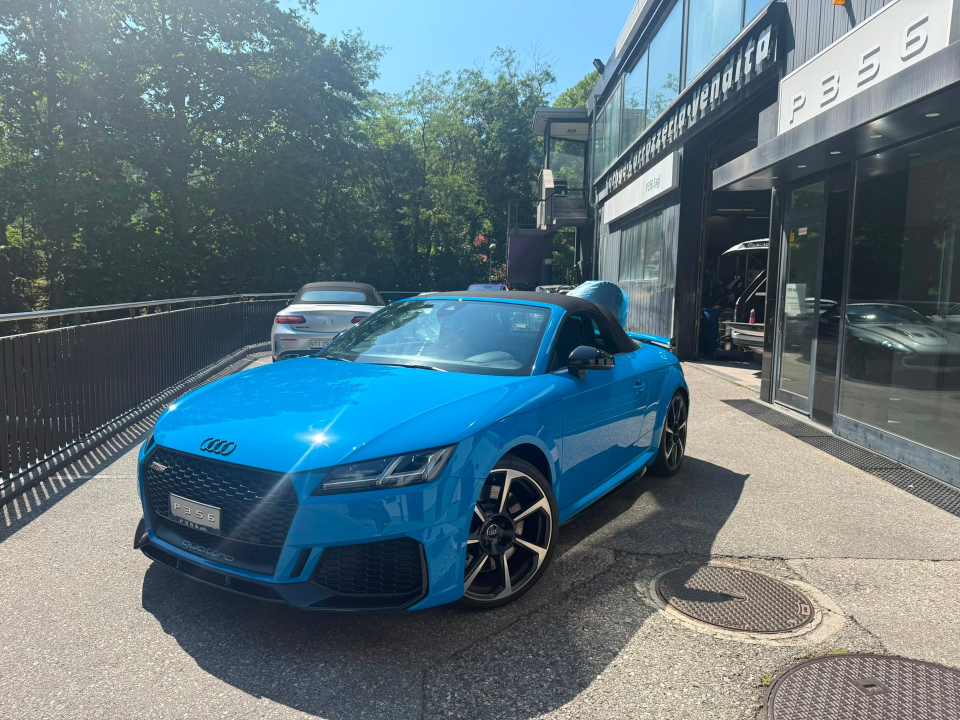 AUDI TT RS Roadster 2.5 TFSI quattro S-tronic