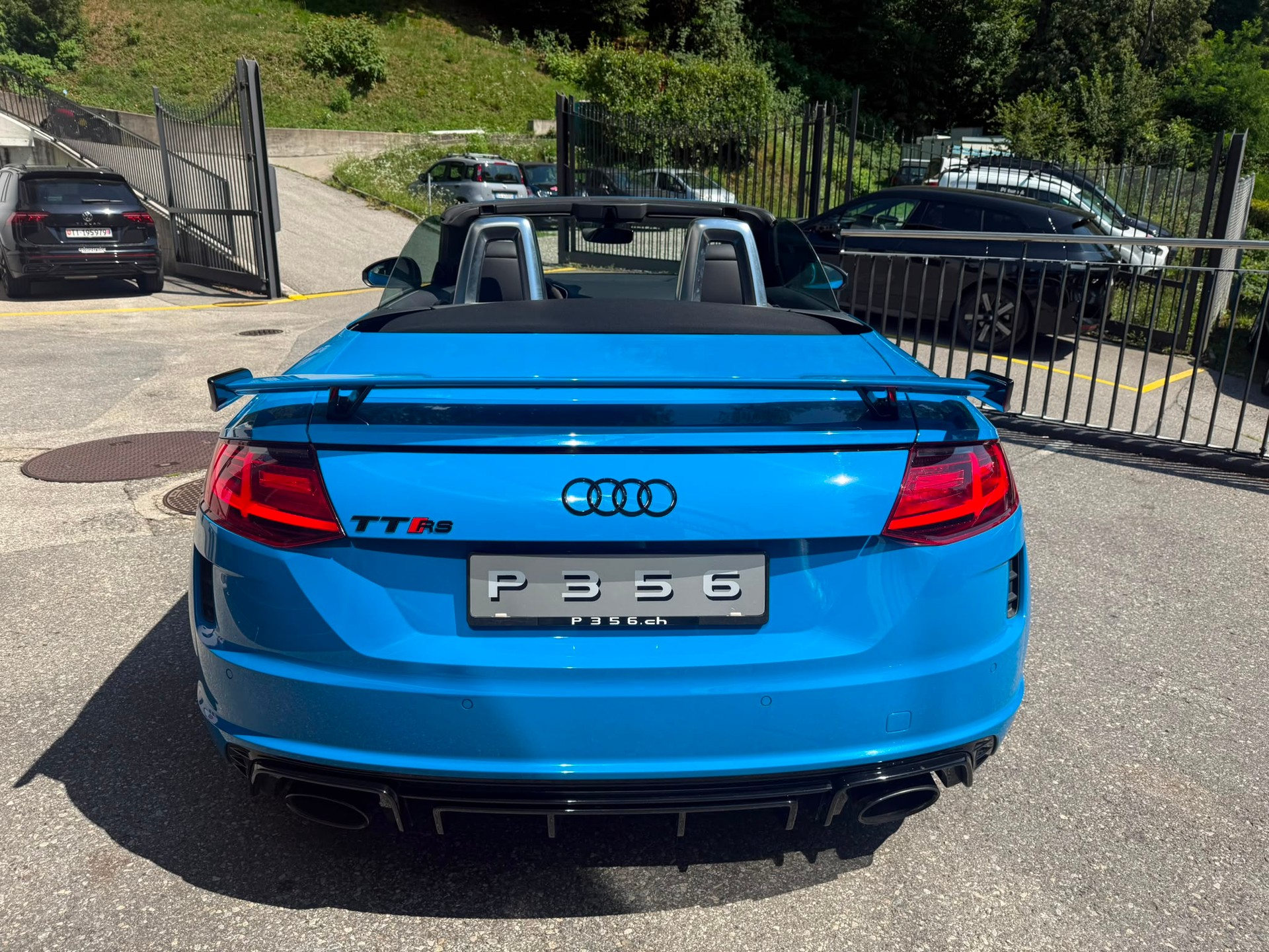 AUDI TT RS Roadster 2.5 TFSI quattro S-tronic-image-6