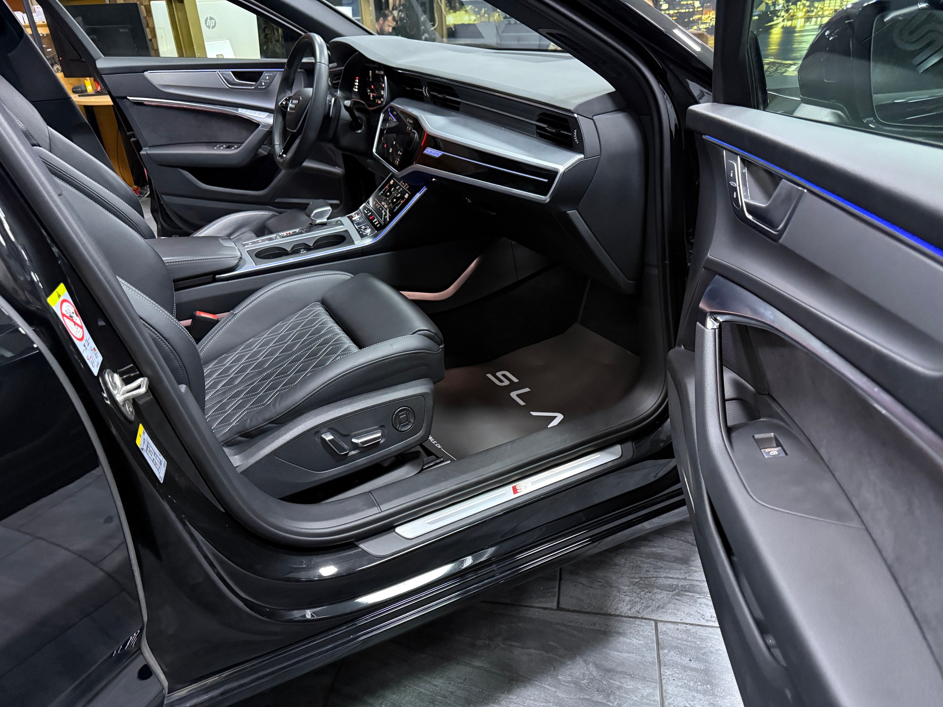 AUDI S6 Limousine 3.0 TDI quattro tiptronic / Vollausstattung / Leasing ab 499.--image-13