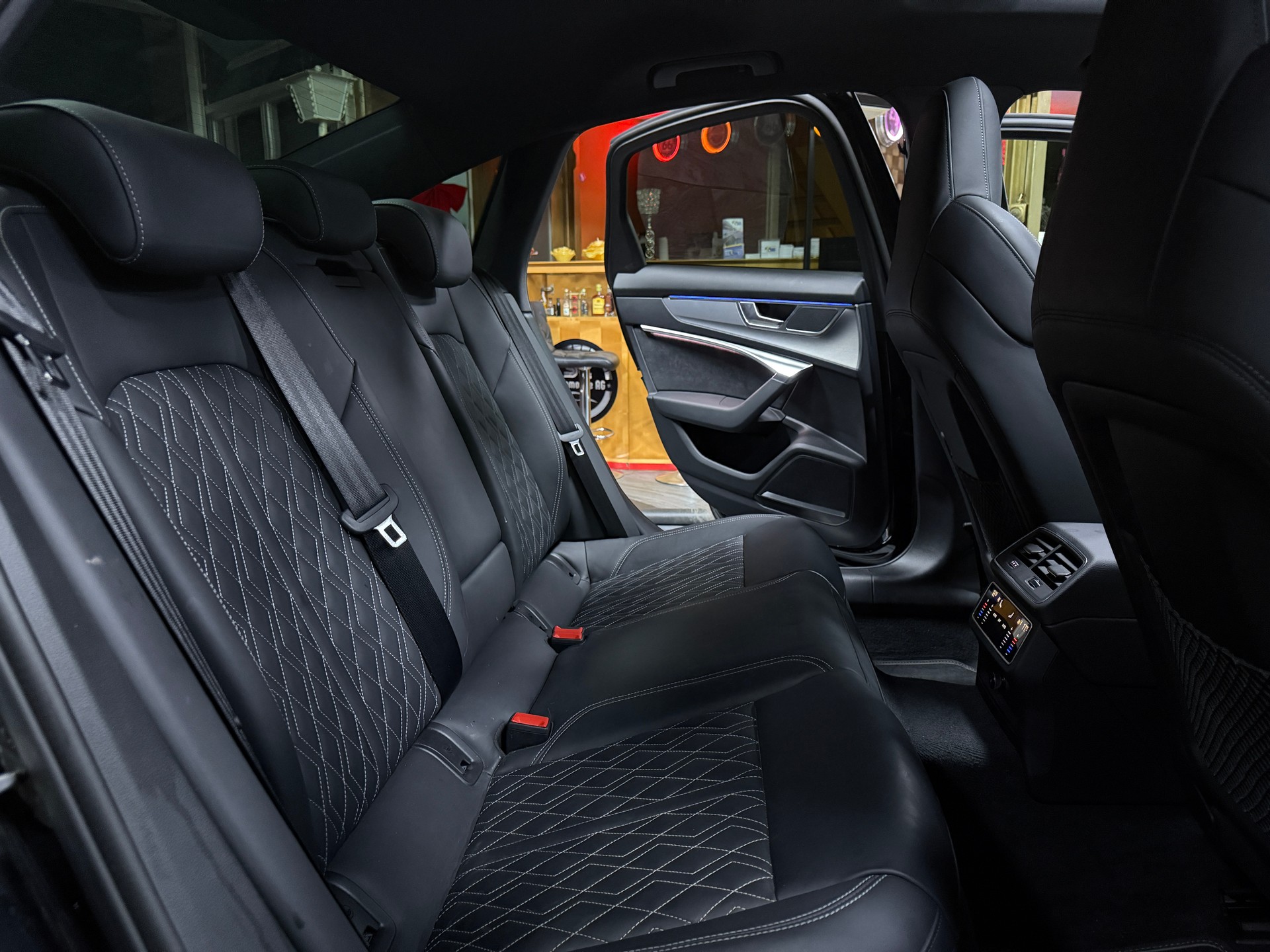 AUDI S6 Limousine 3.0 TDI quattro tiptronic / Vollausstattung / Leasing ab 499.--image-24