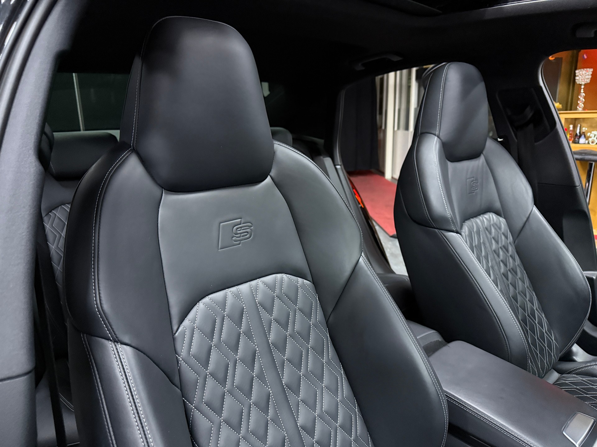 AUDI S6 Limousine 3.0 TDI quattro tiptronic / Vollausstattung / Leasing ab 499.--image-19