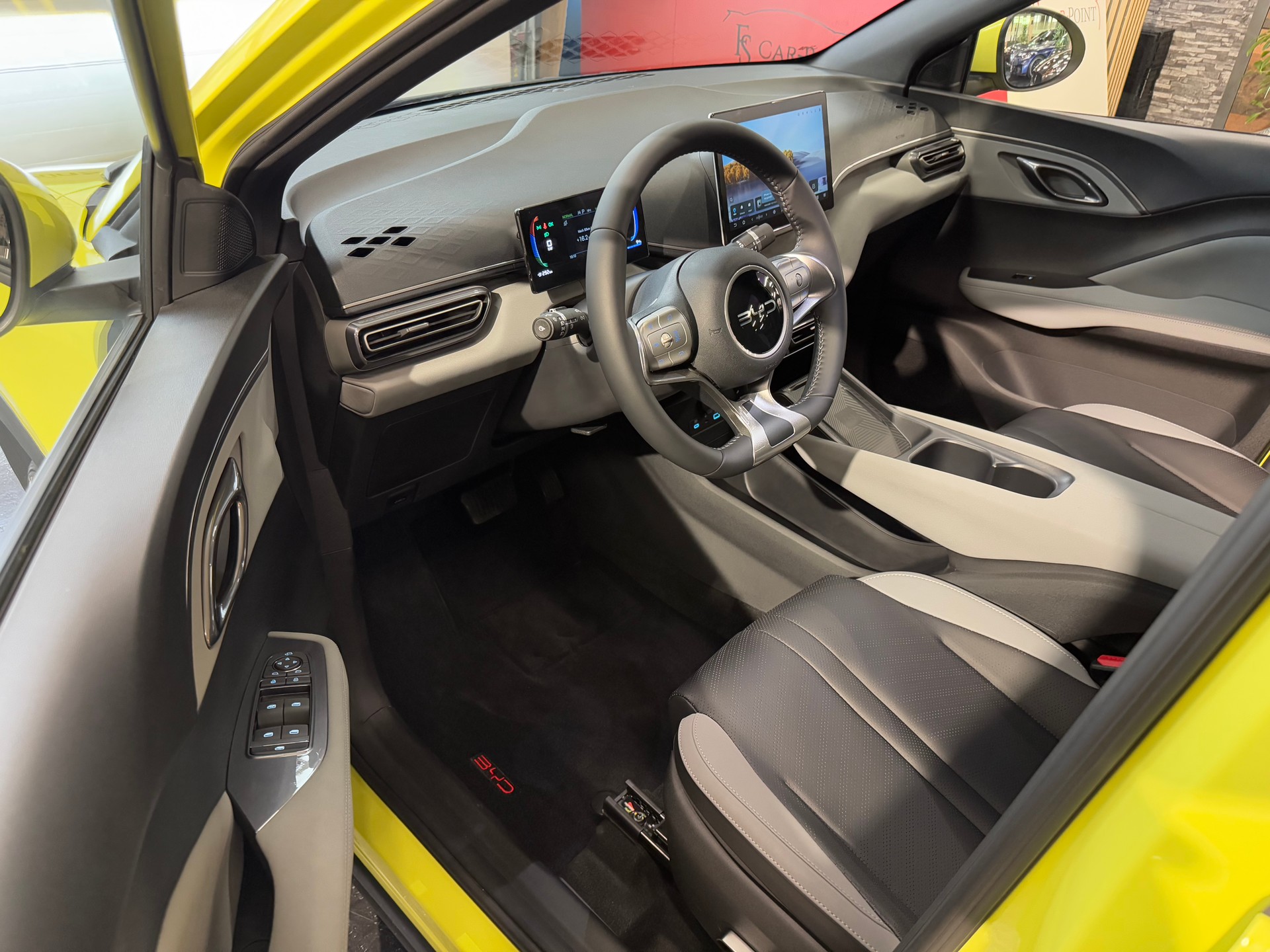 BYD Dolphin Surf 43 kWh Comfort-image-9