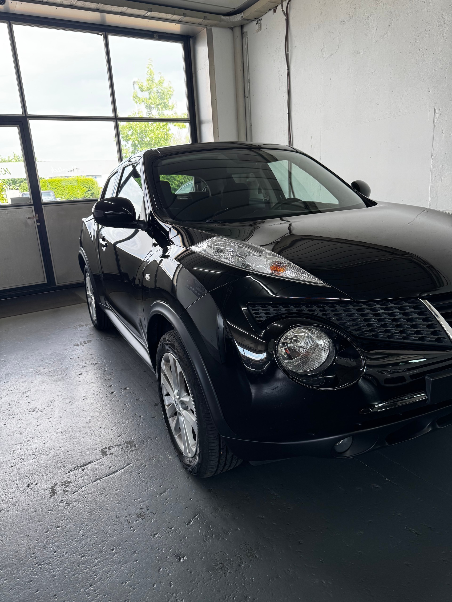 NISSAN Juke 1.6 DIG-T tekna-showroom-element-2