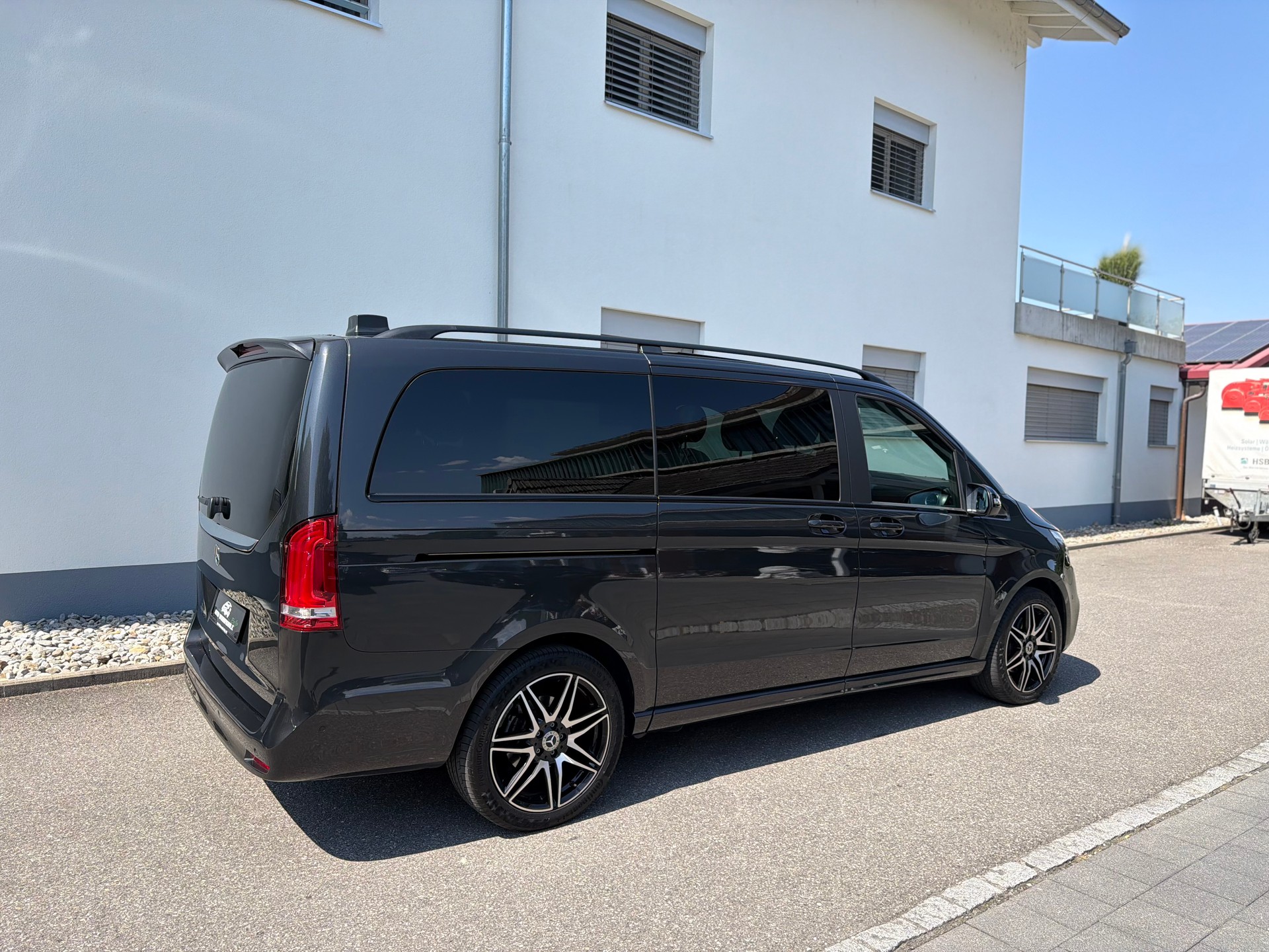 MERCEDES-BENZ V 300 d lang Avantgarde 4Matic 9G-Tronic-image-5