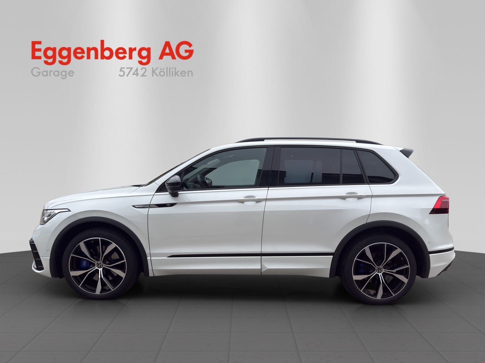 VW Tiguan 2.0TSI R 4Motion DSG, Oryxweiss Perlmutteffekt, 8-fach bereift-showroom-element-1