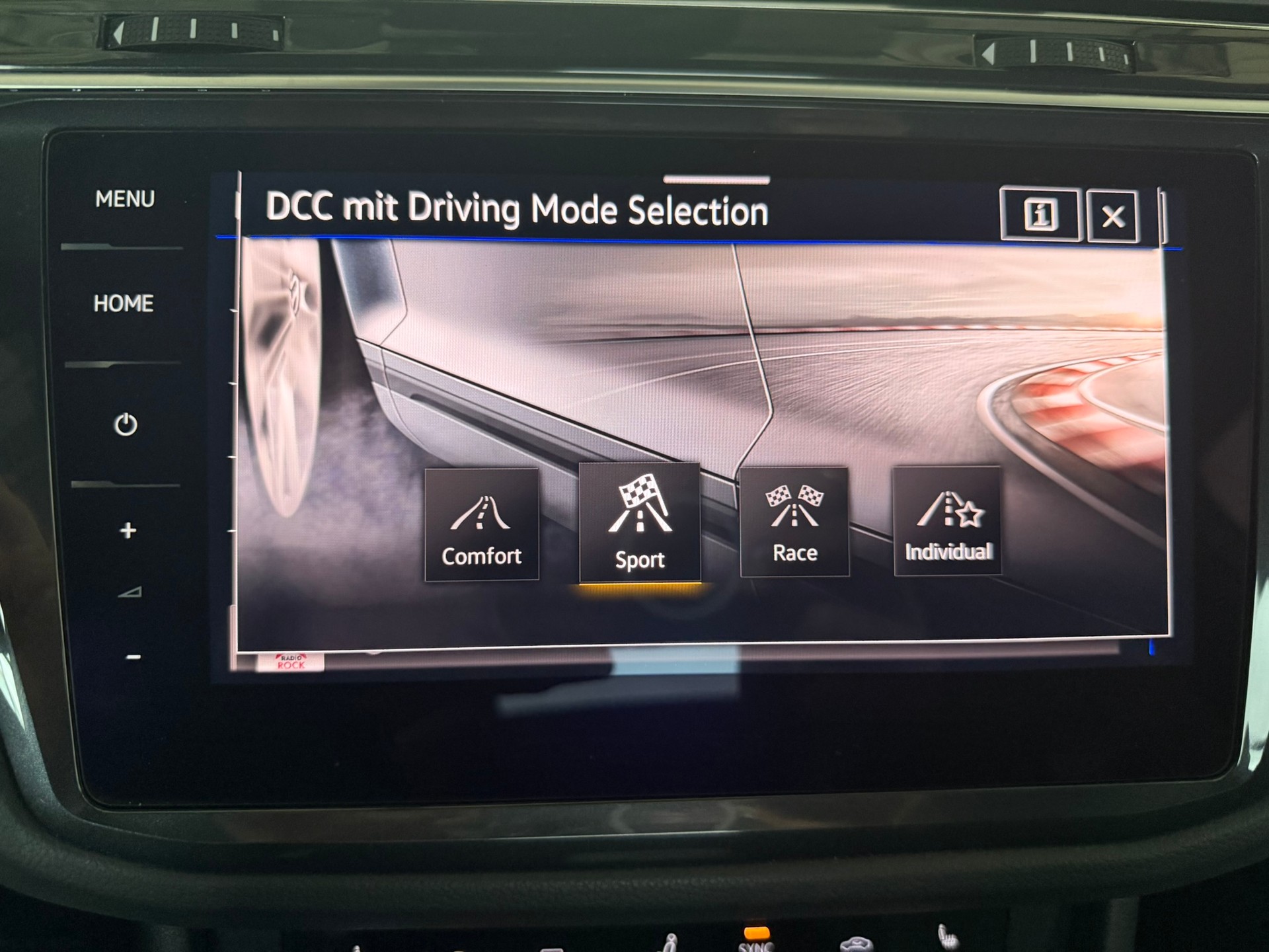 VW Tiguan 2.0TSI R 4Motion DSG, Oryxweiss Perlmutteffekt, 8-fach bereift-image-21