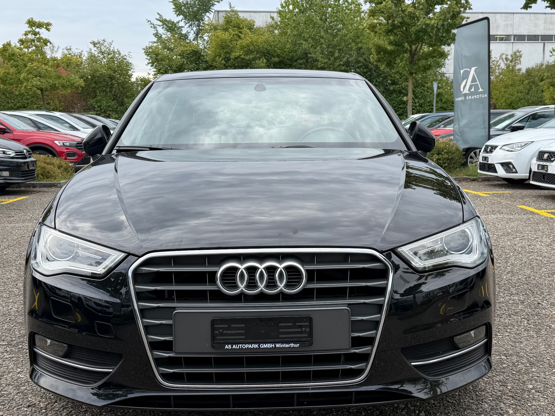 AUDI A3 Sportback 1.4 TFSI Ambition S-tronic-showroom-element-1