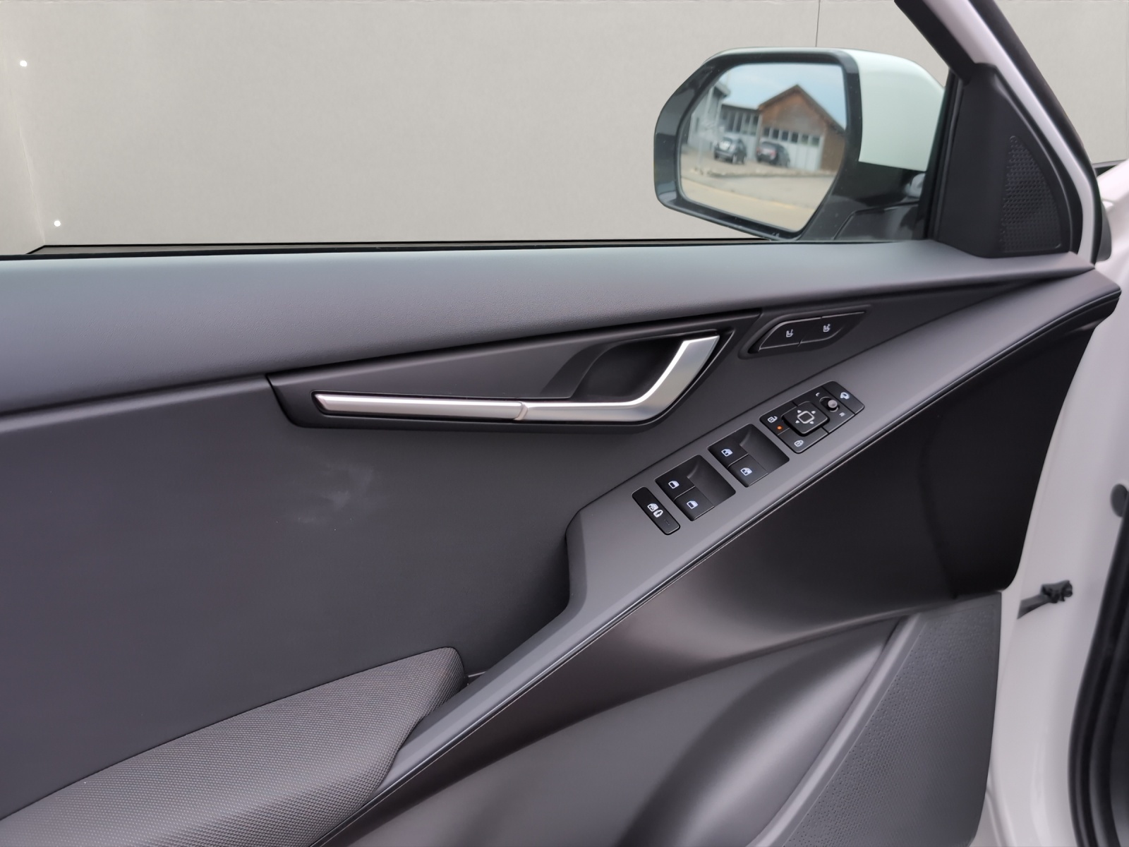 KIA Niro 1.6 GDi Hybrid Style-image-15
