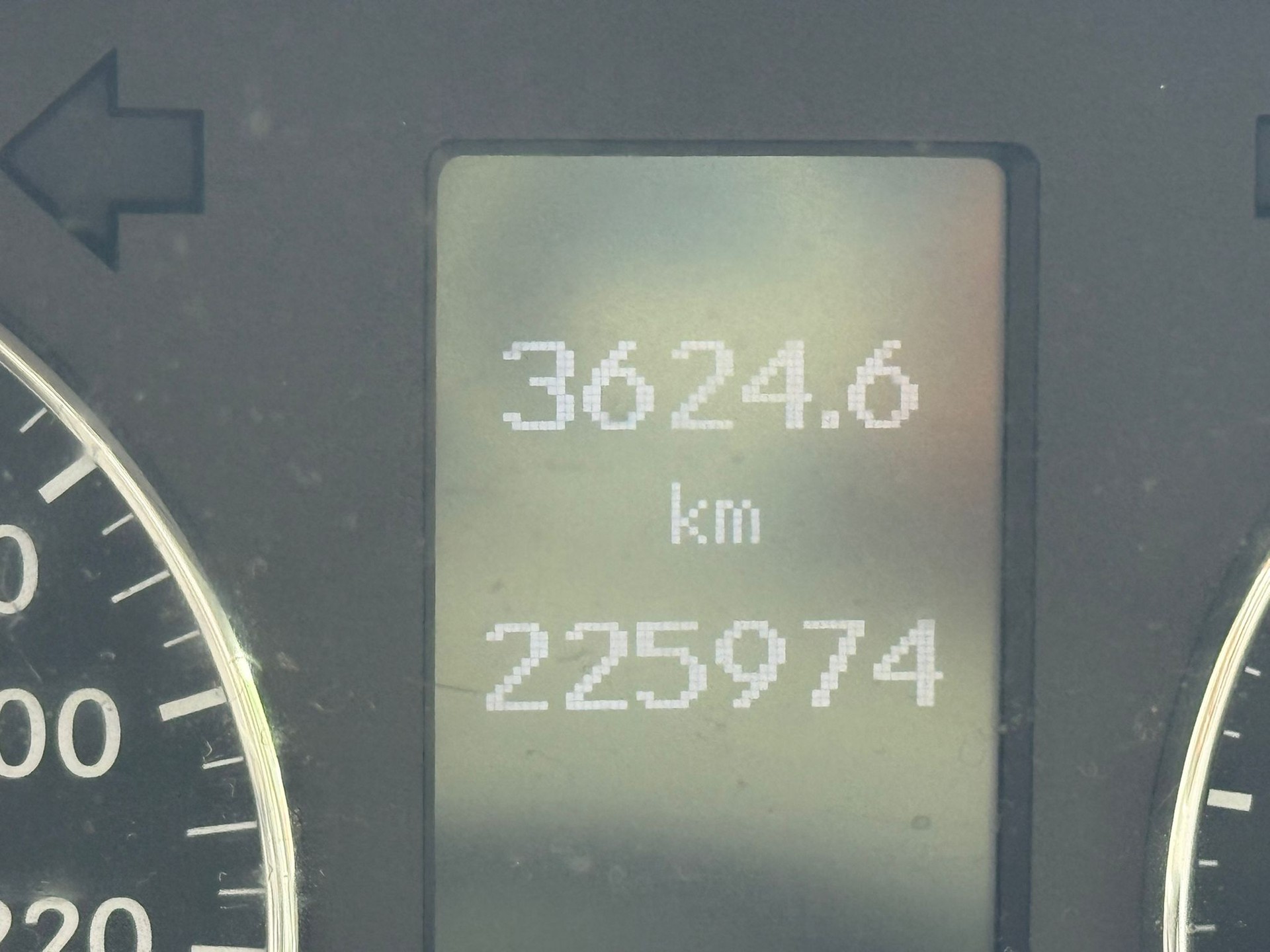 MERCEDES-BENZ C 320 CDI Elégance-image-9