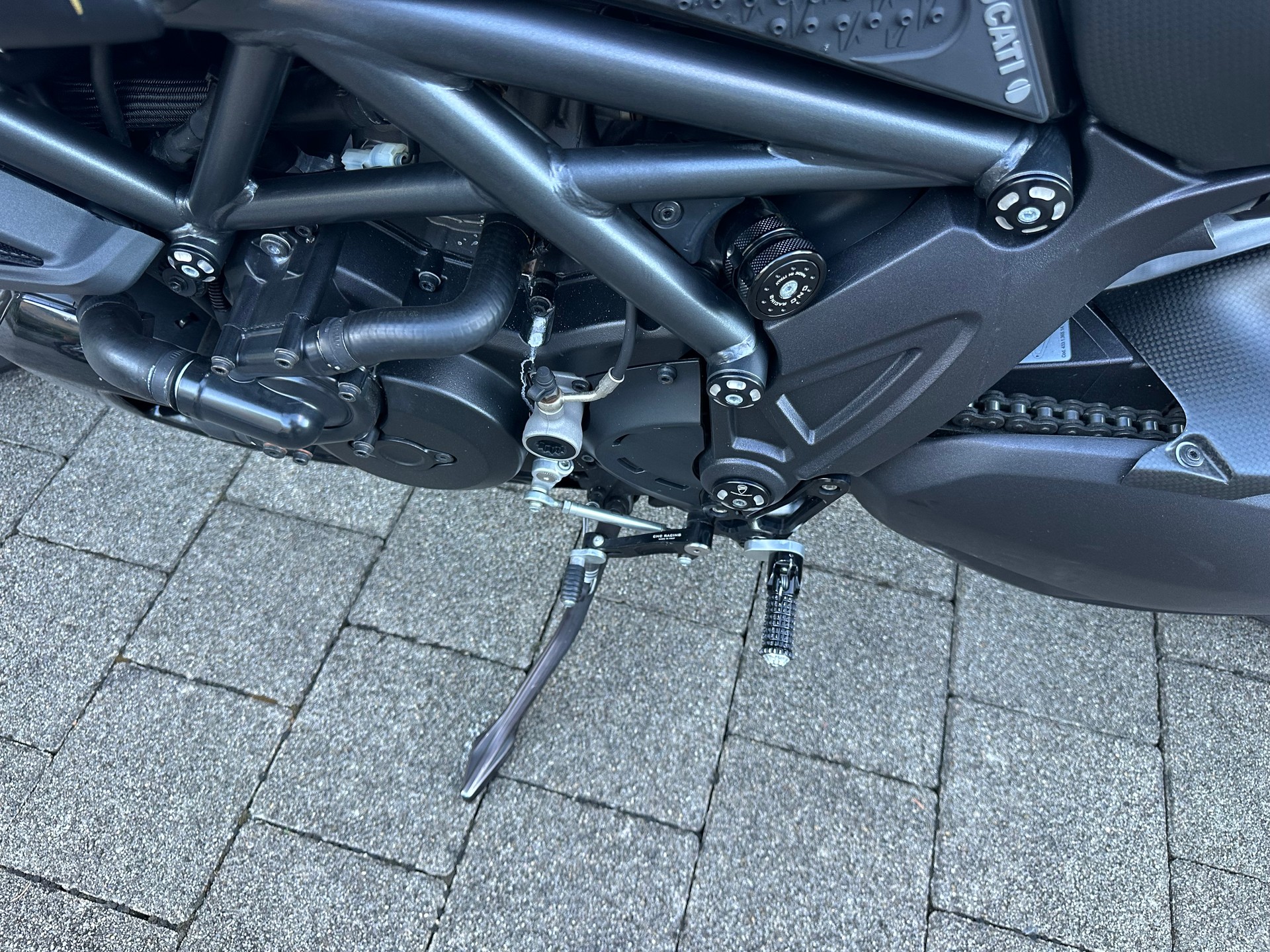 DUCATI Diavel 1200 Chromo-image-5