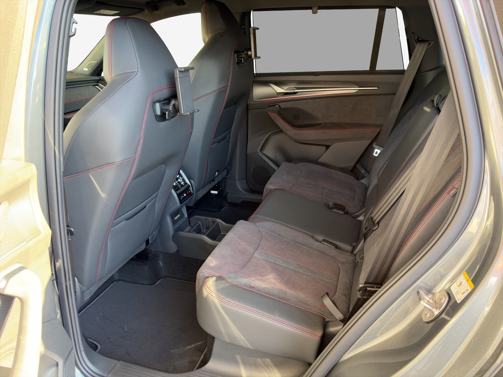 SKODA Kodiaq 2.0 TSI RS 4x4-image-10