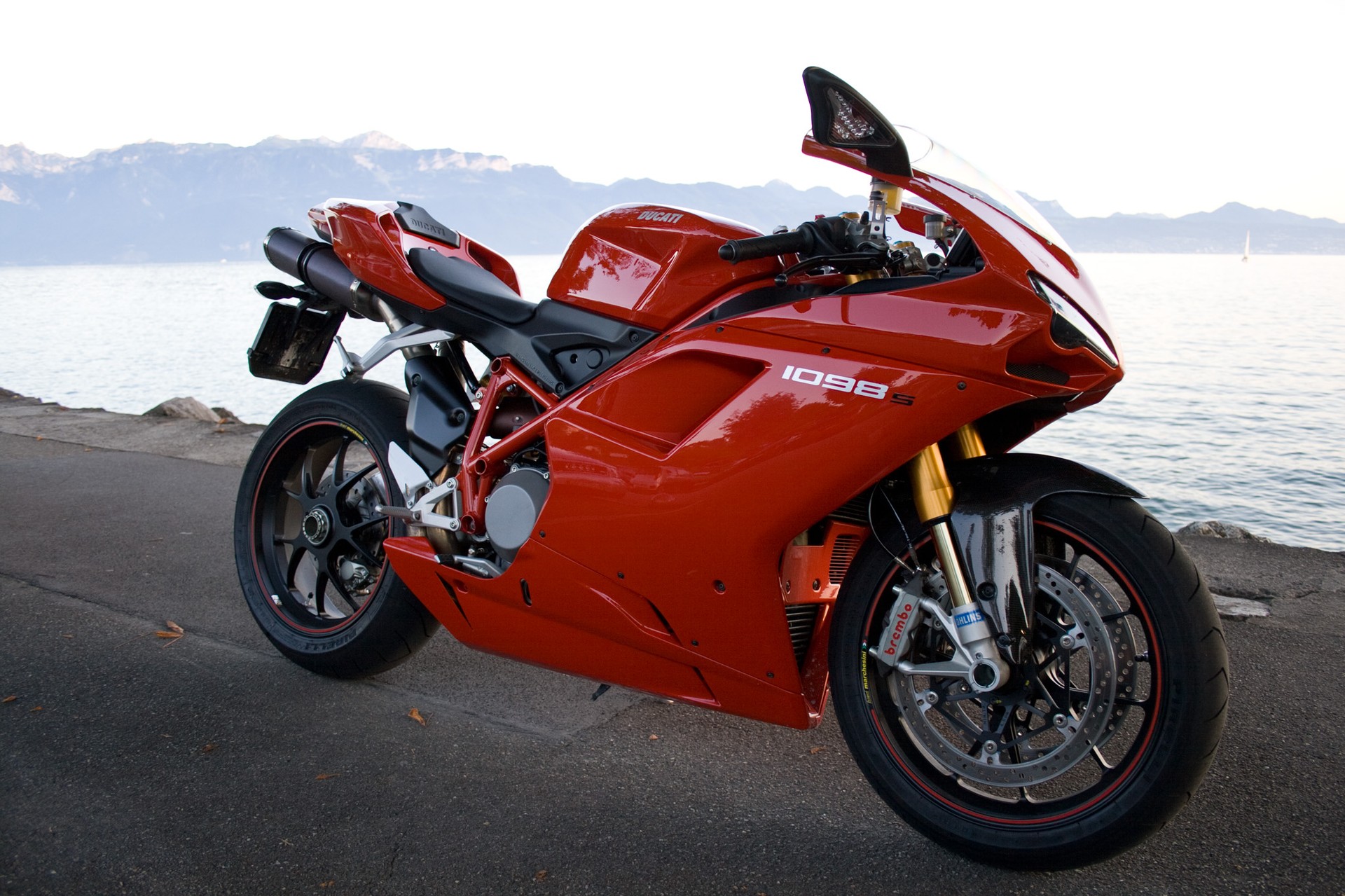 DUCATI 1098 S-image-0