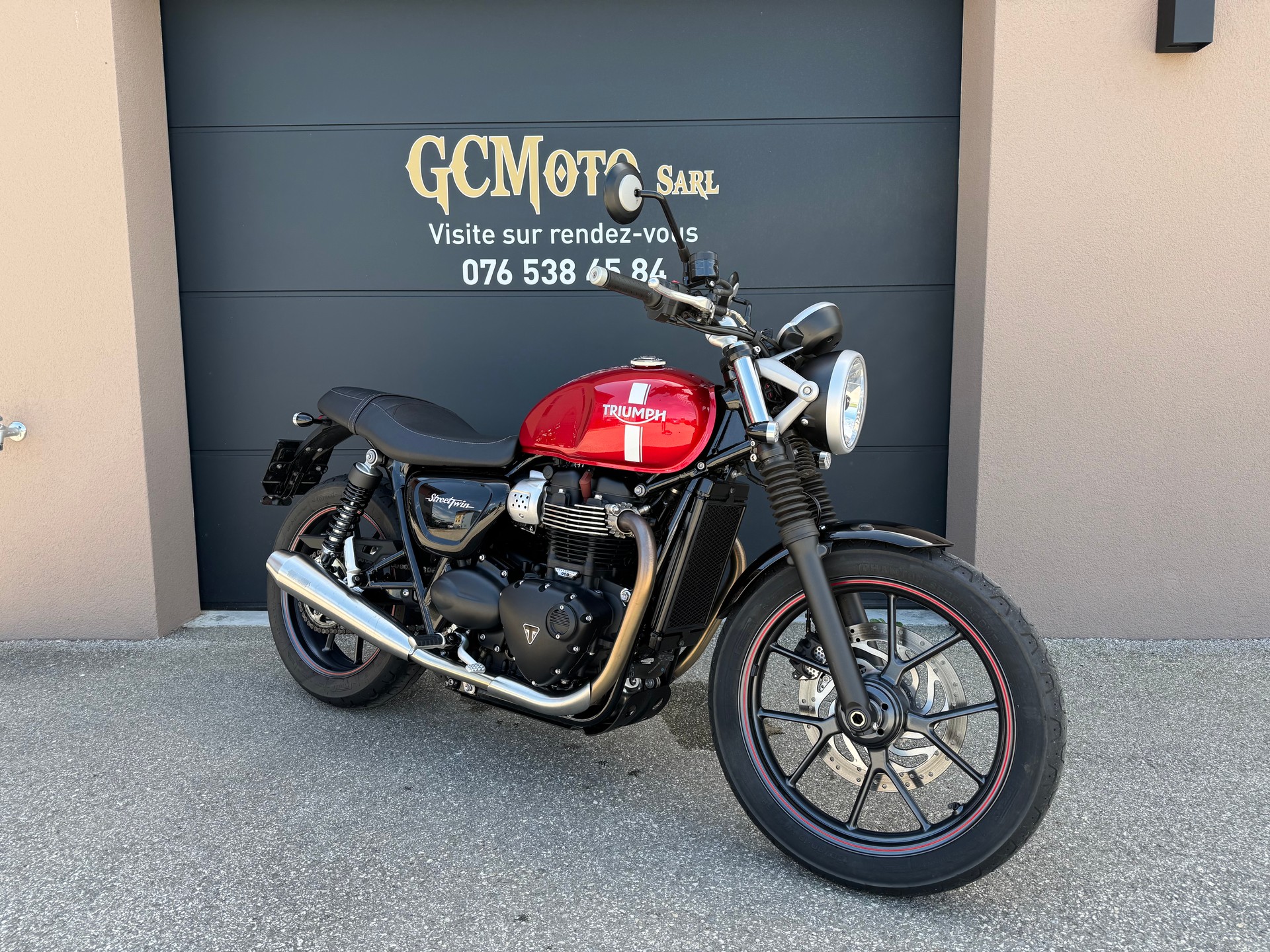 TRIUMPH Street Twin 900 i-image-1