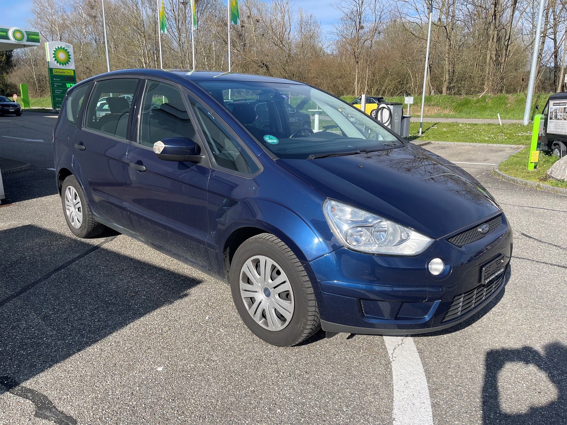FORD S-Max 2.0i Ambiente-image-1