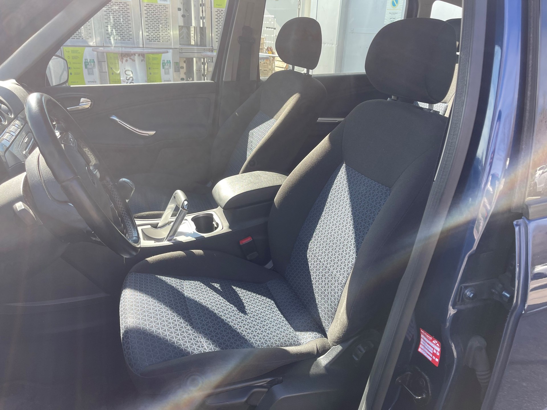 FORD S-Max 2.0i Ambiente-image-10