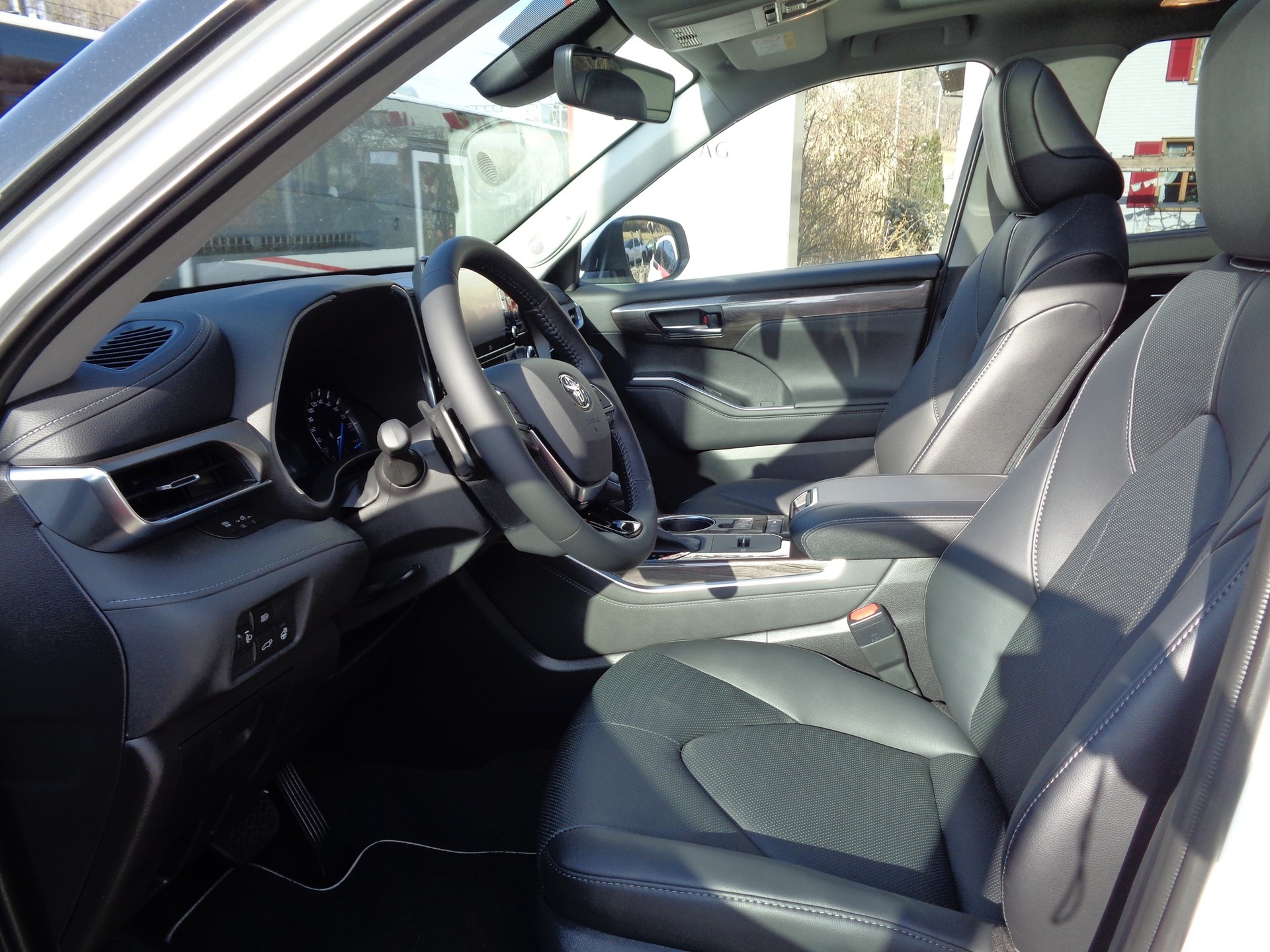 TOYOTA Highlander 2.5 HSD Premium e-CVT-image-5