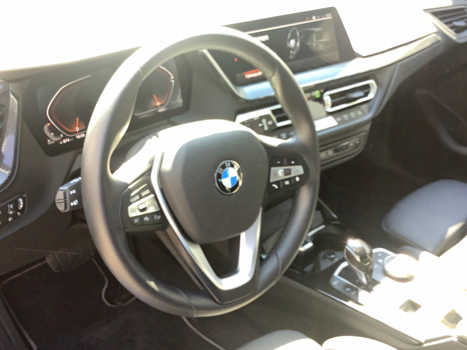 BMW 120d xDrive Sport Line-image-8