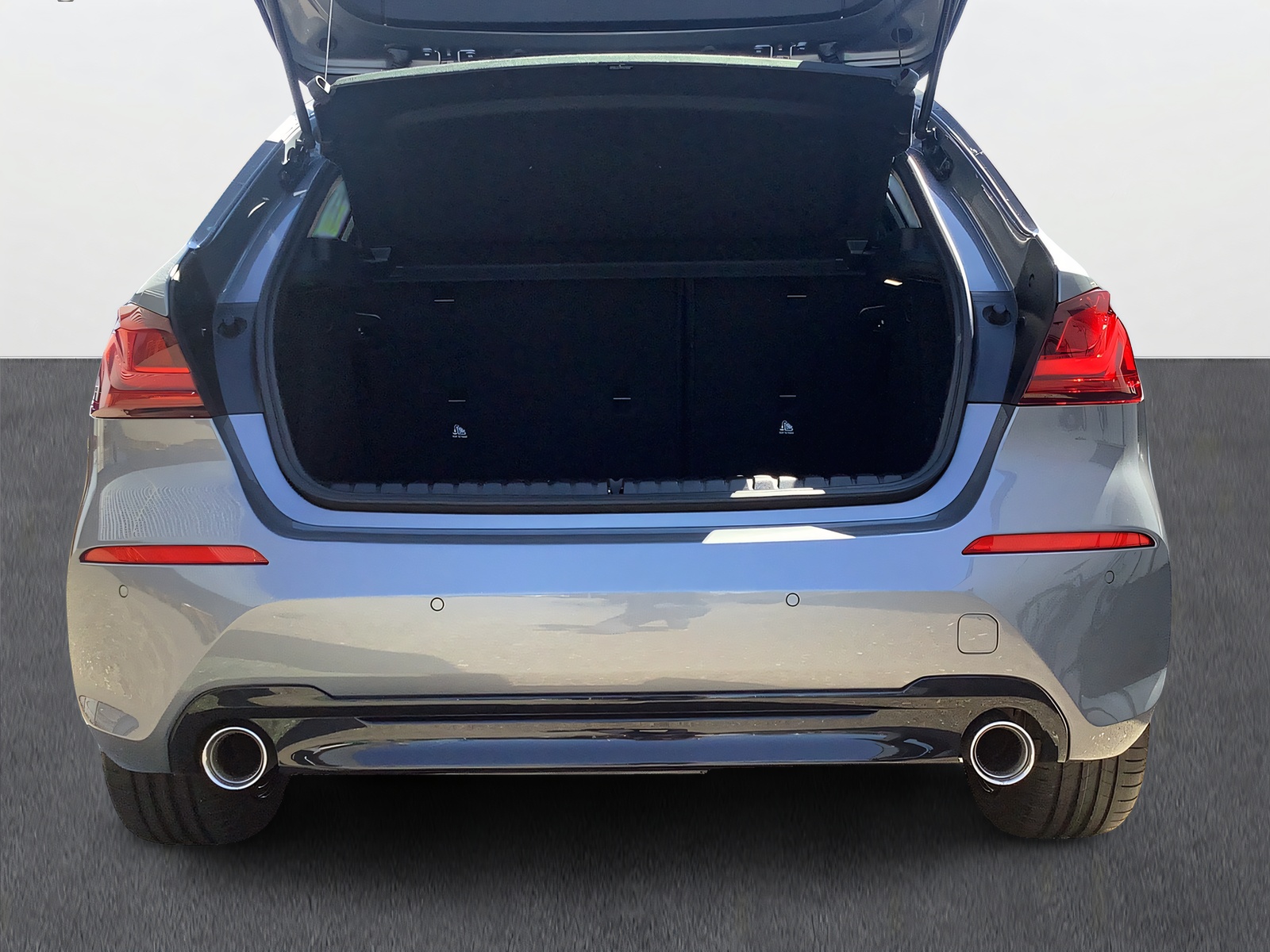BMW 120d xDrive Sport Line-image-5