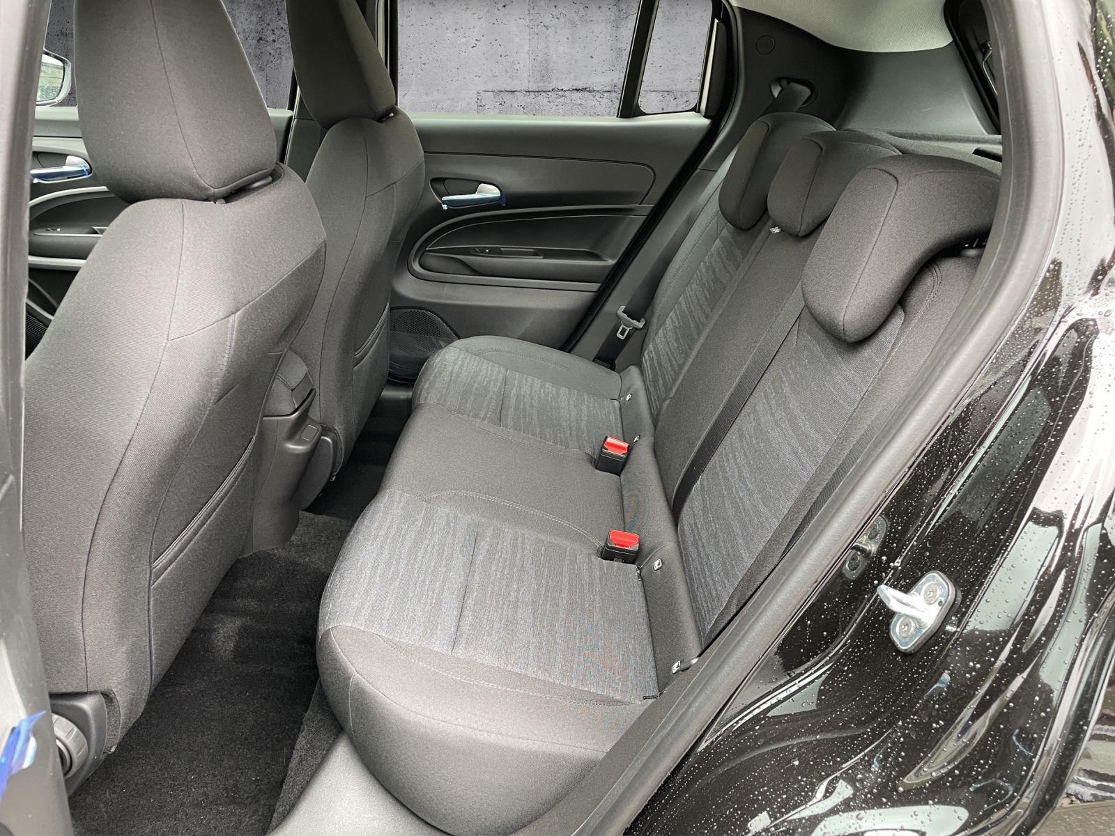JEEP Avenger 1.2 MHEV Longitude Black Kite-image-13