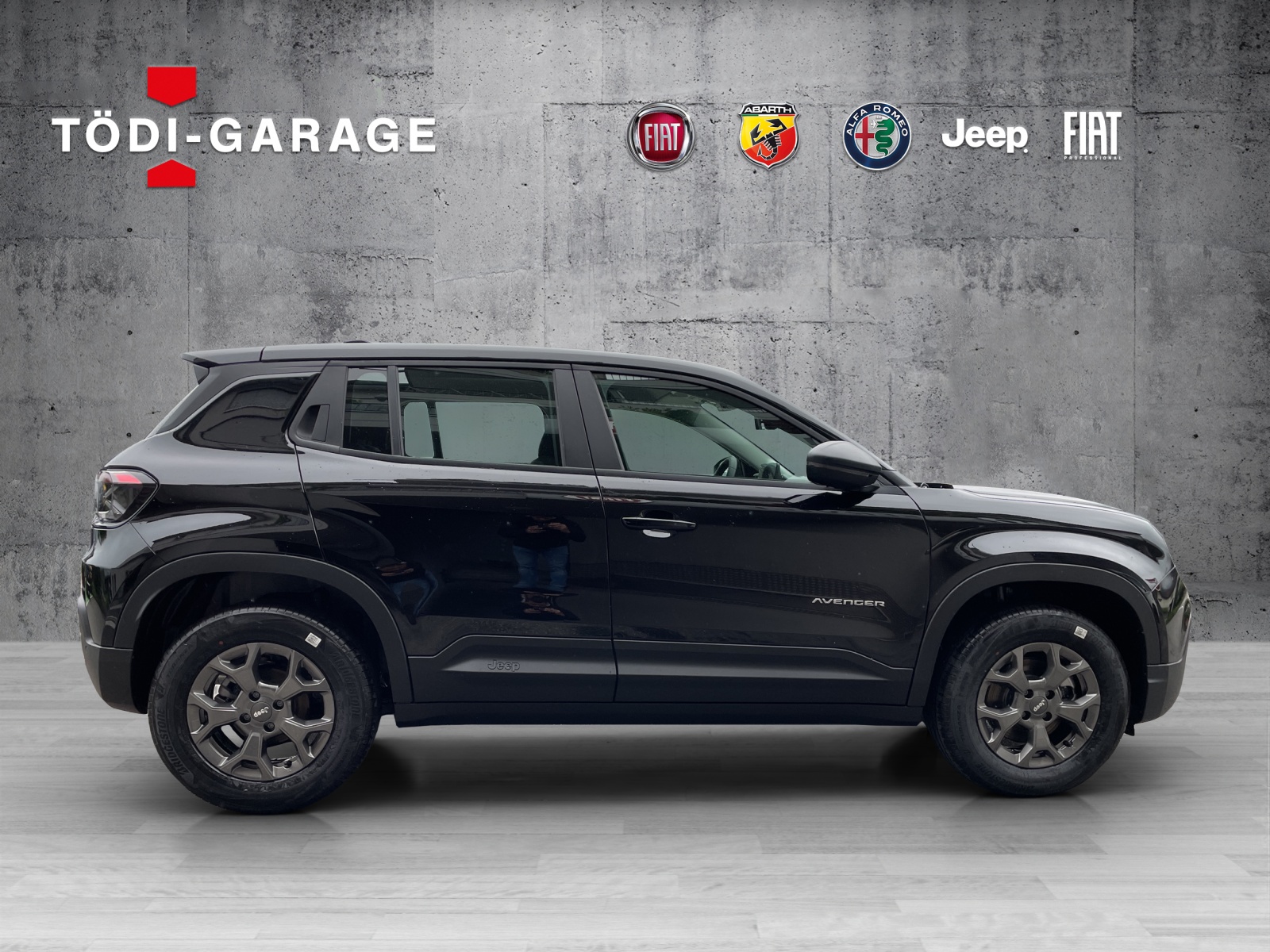 JEEP Avenger 1.2 MHEV Longitude Black Kite-image-6