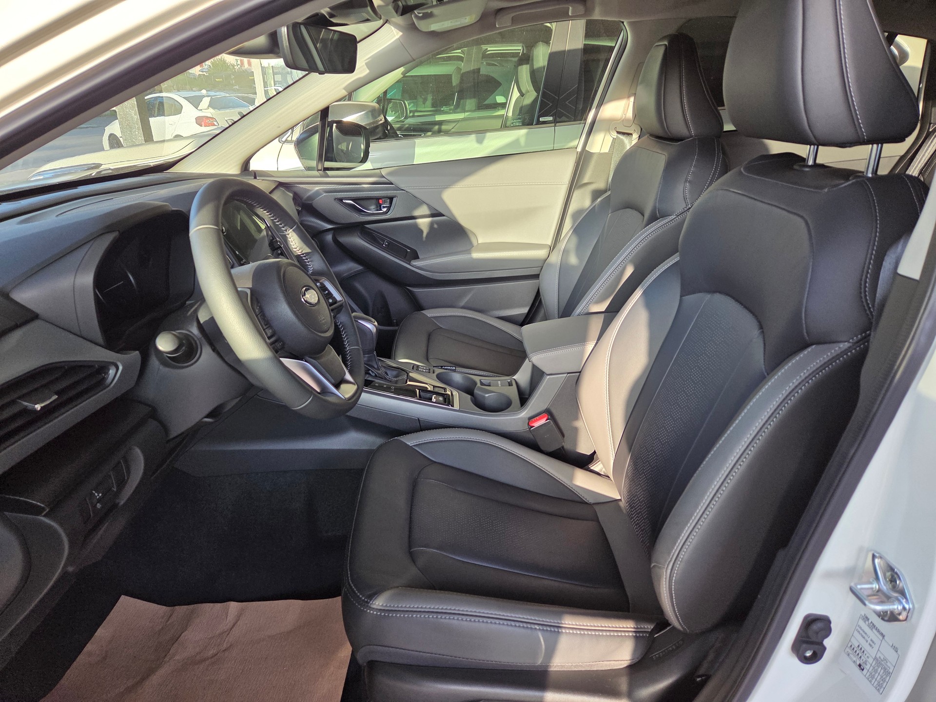 SUBARU Crosstrek 2.0 e-Boxer Luxury AWD Lineartronic-image-4