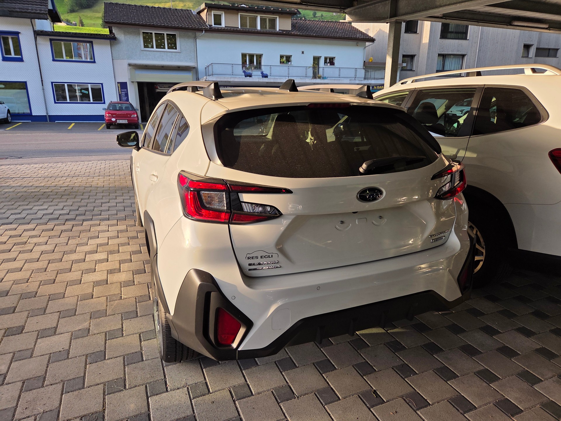 SUBARU Crosstrek 2.0 e-Boxer Luxury AWD Lineartronic-image-1