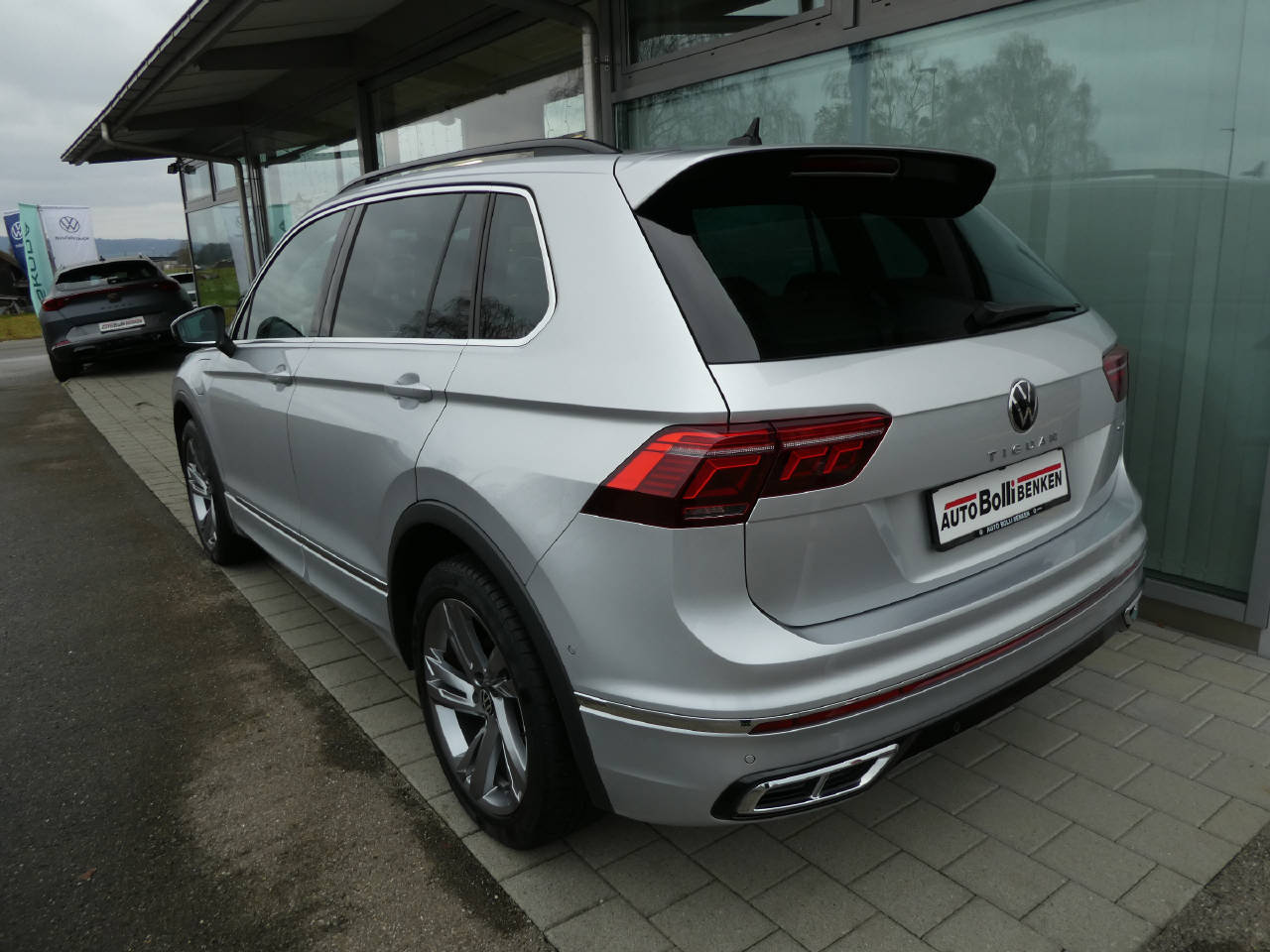 VW Tiguan 1.4 TSI PHEV R-Line SELECTION DSG-image-6