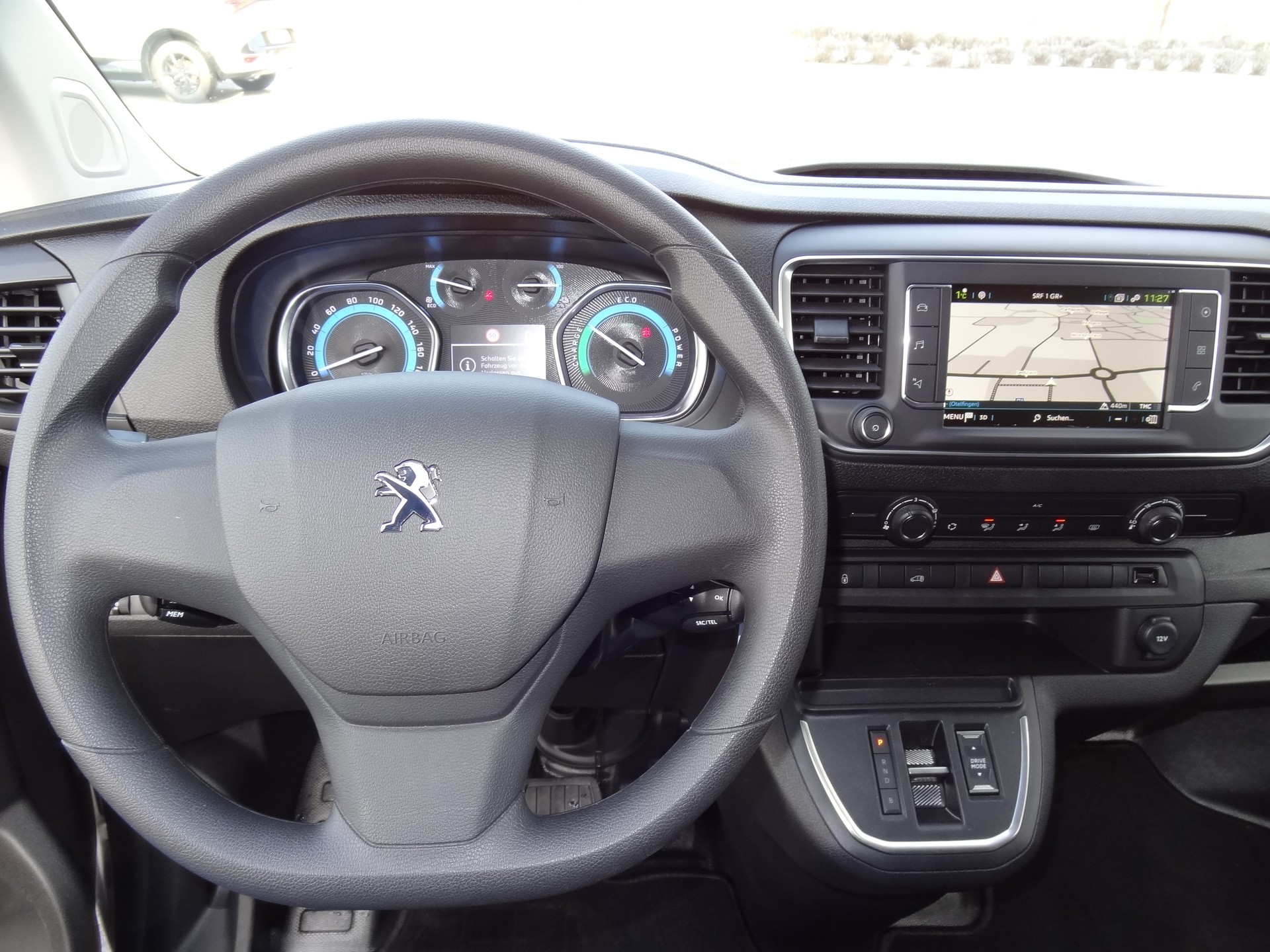 PEUGEOT Expert 75 KWh Standard-image-4