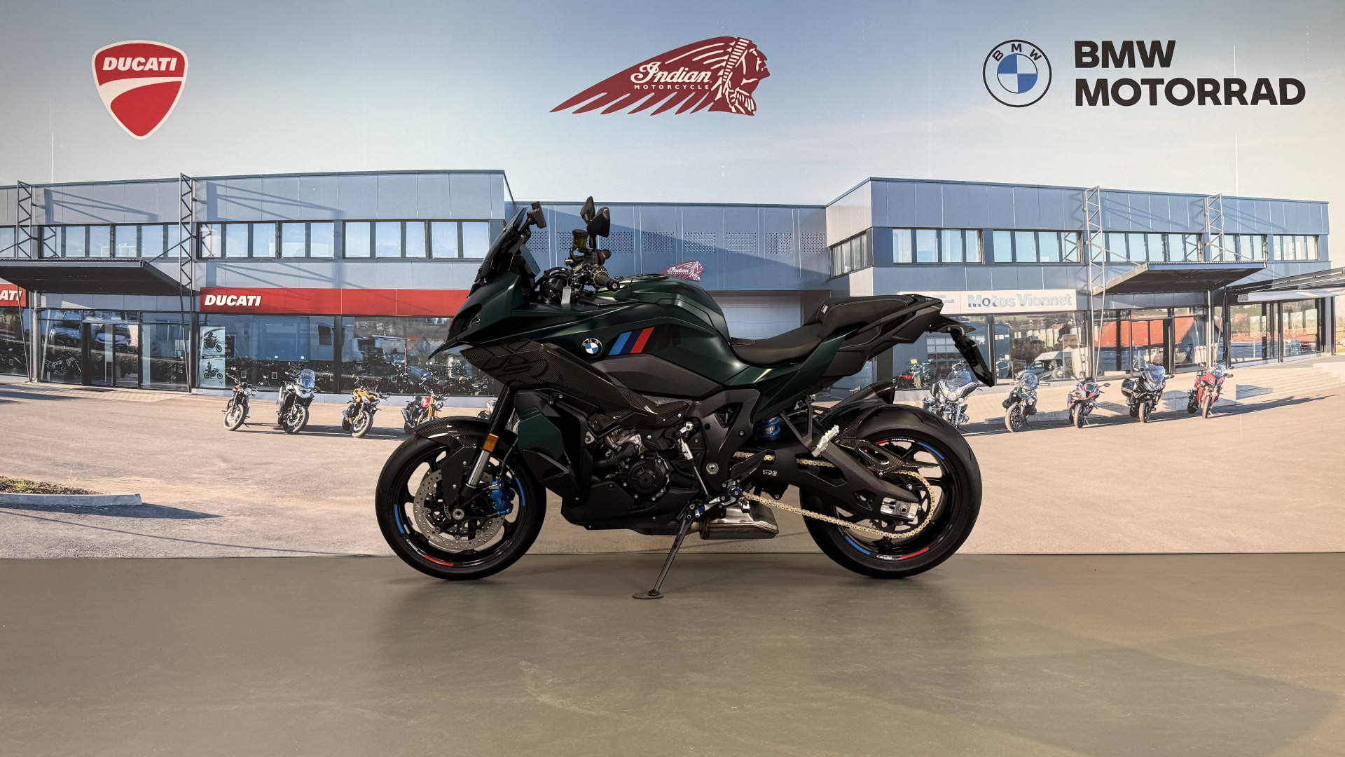 BMW M 1000 XR Competition Leasing à partir de 2.9%-image-3